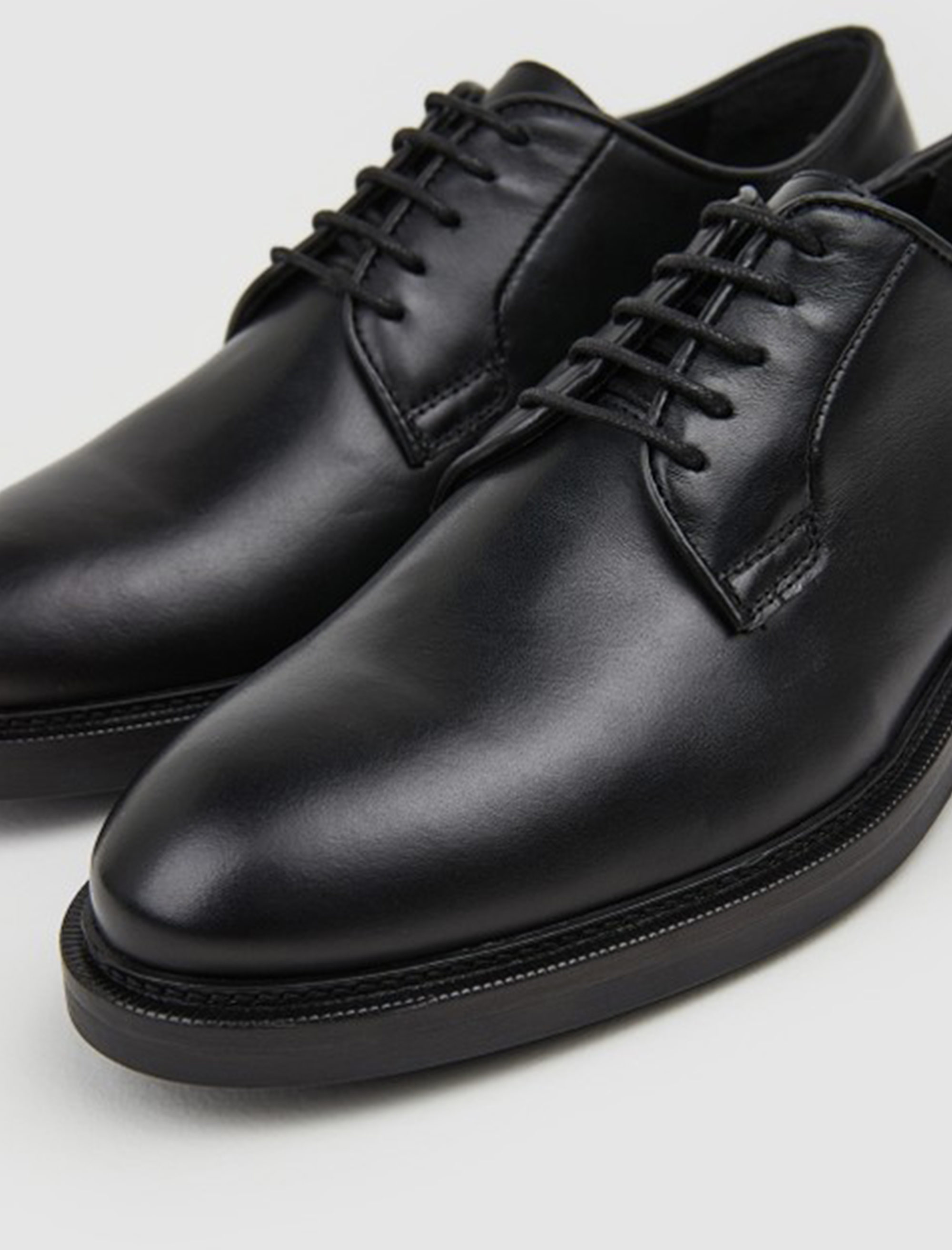 کفش روزمره مردانه