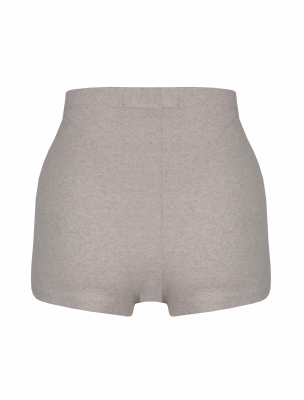 شلوارک زنانه