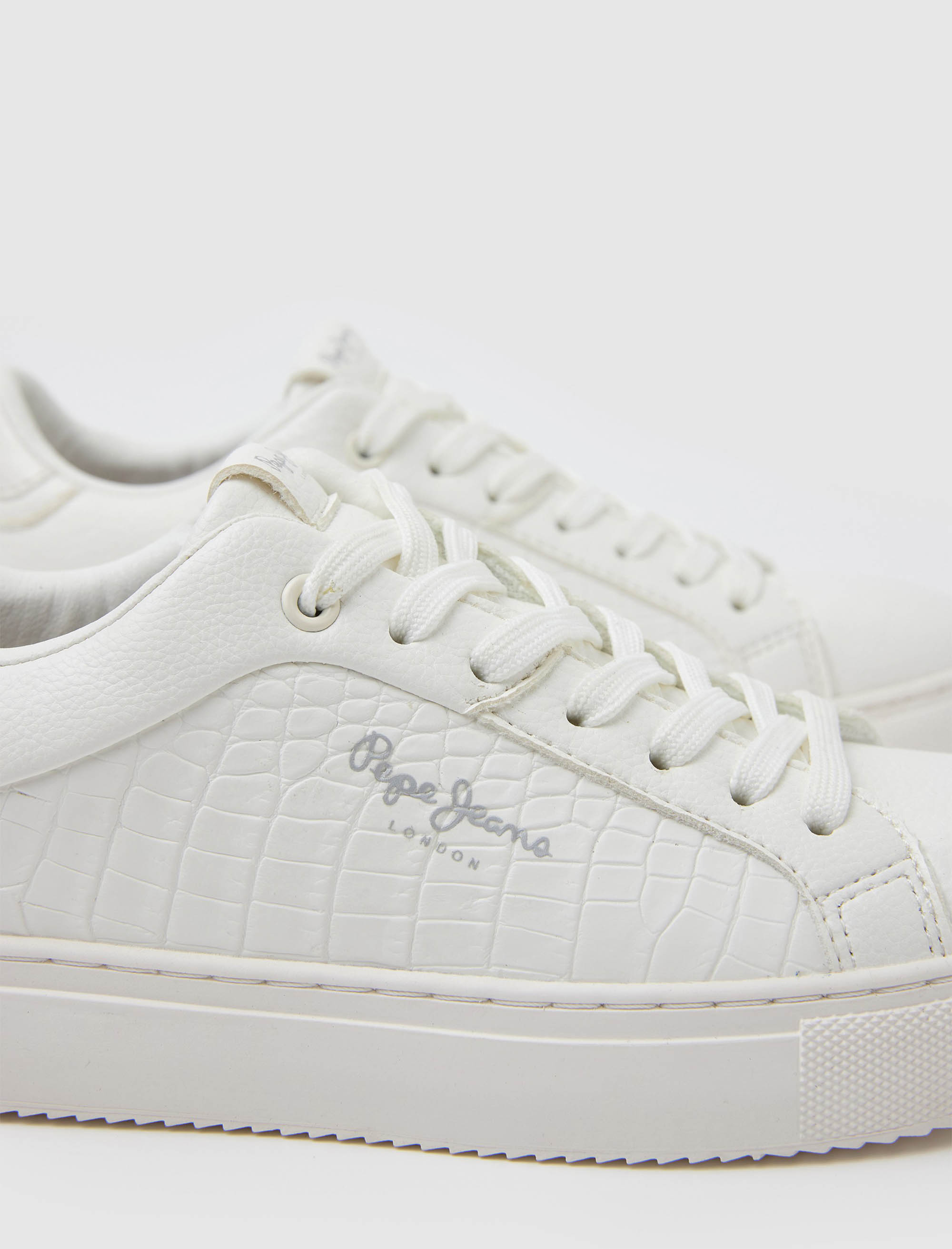 کفش اسنیکر زنانه