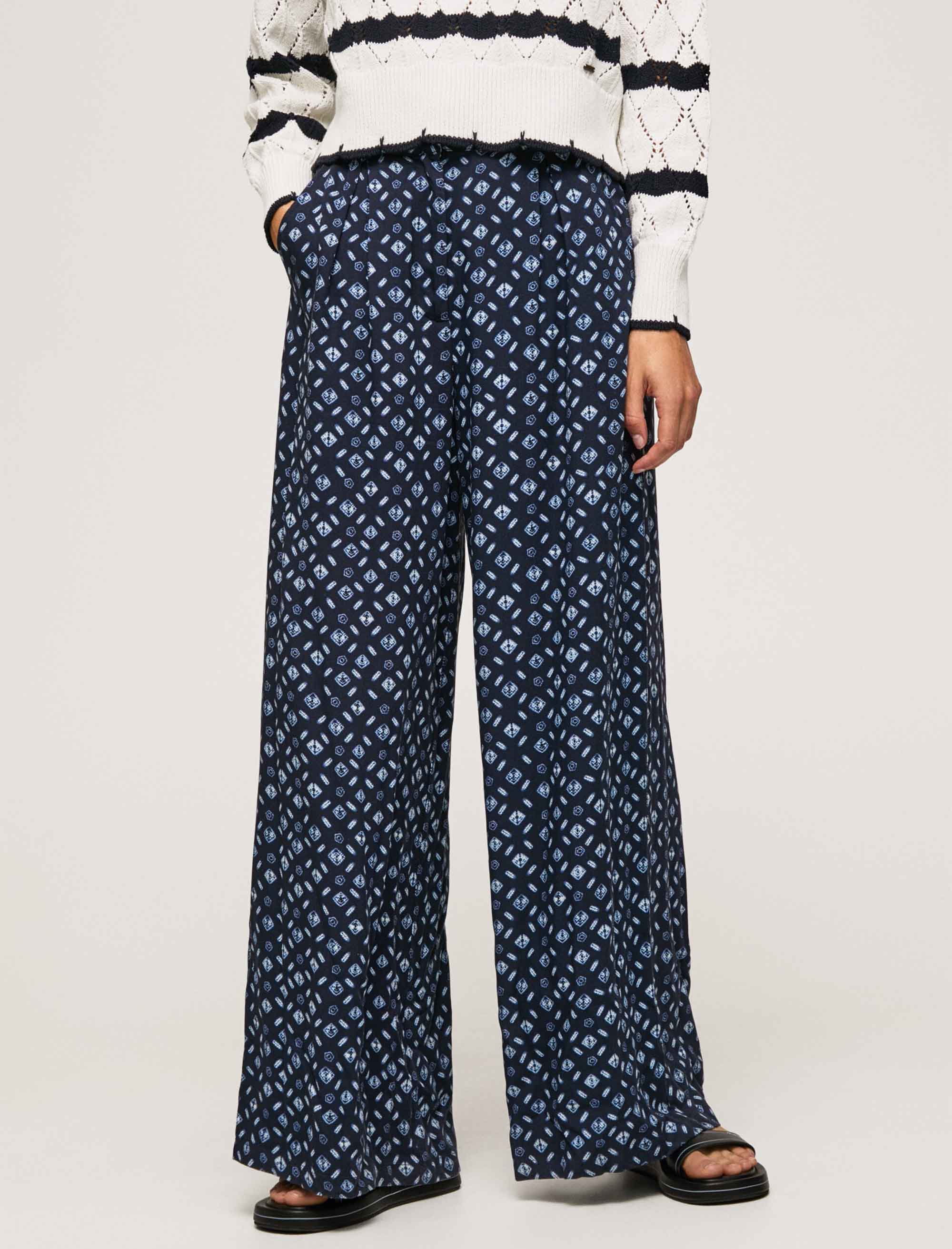 شلوار زنانه