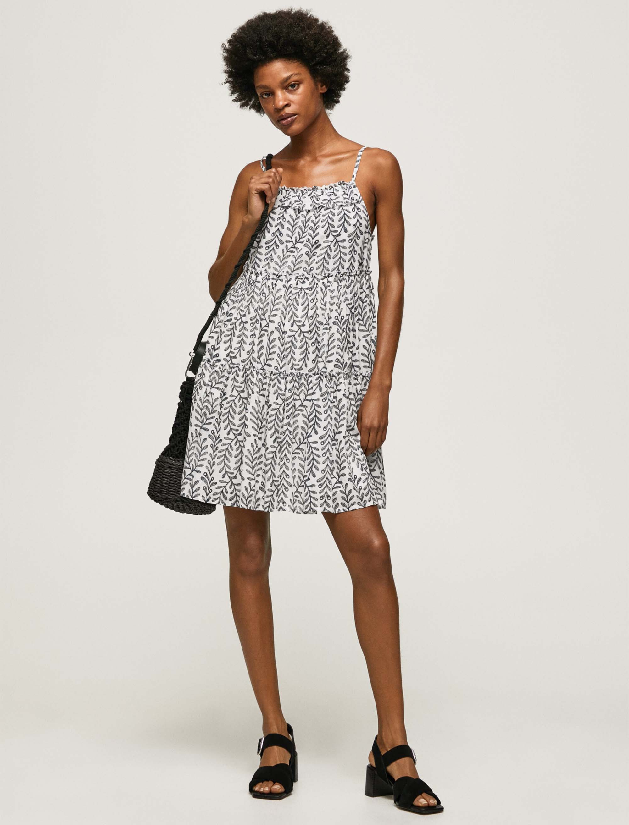 پیراهن زنانه