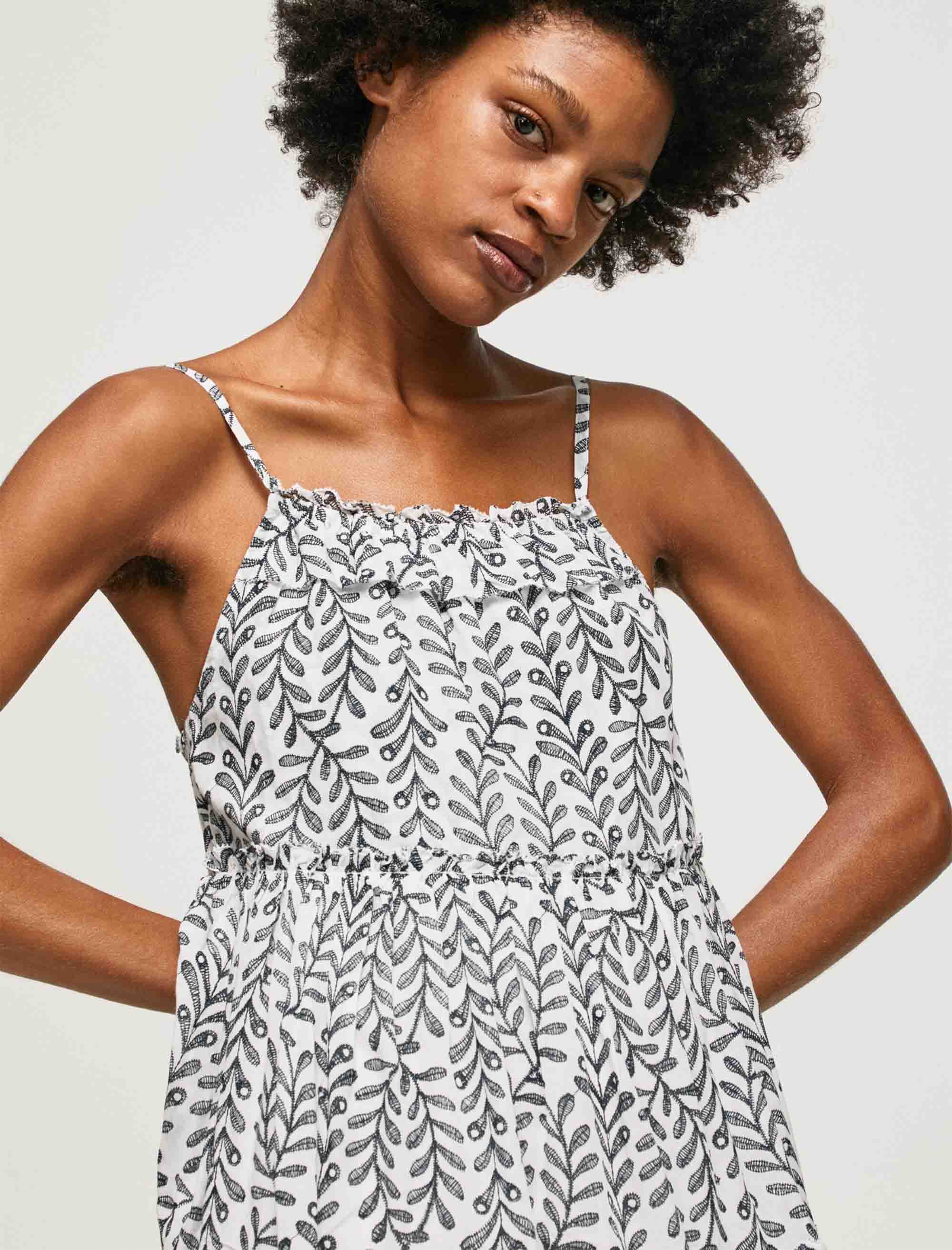 پیراهن زنانه