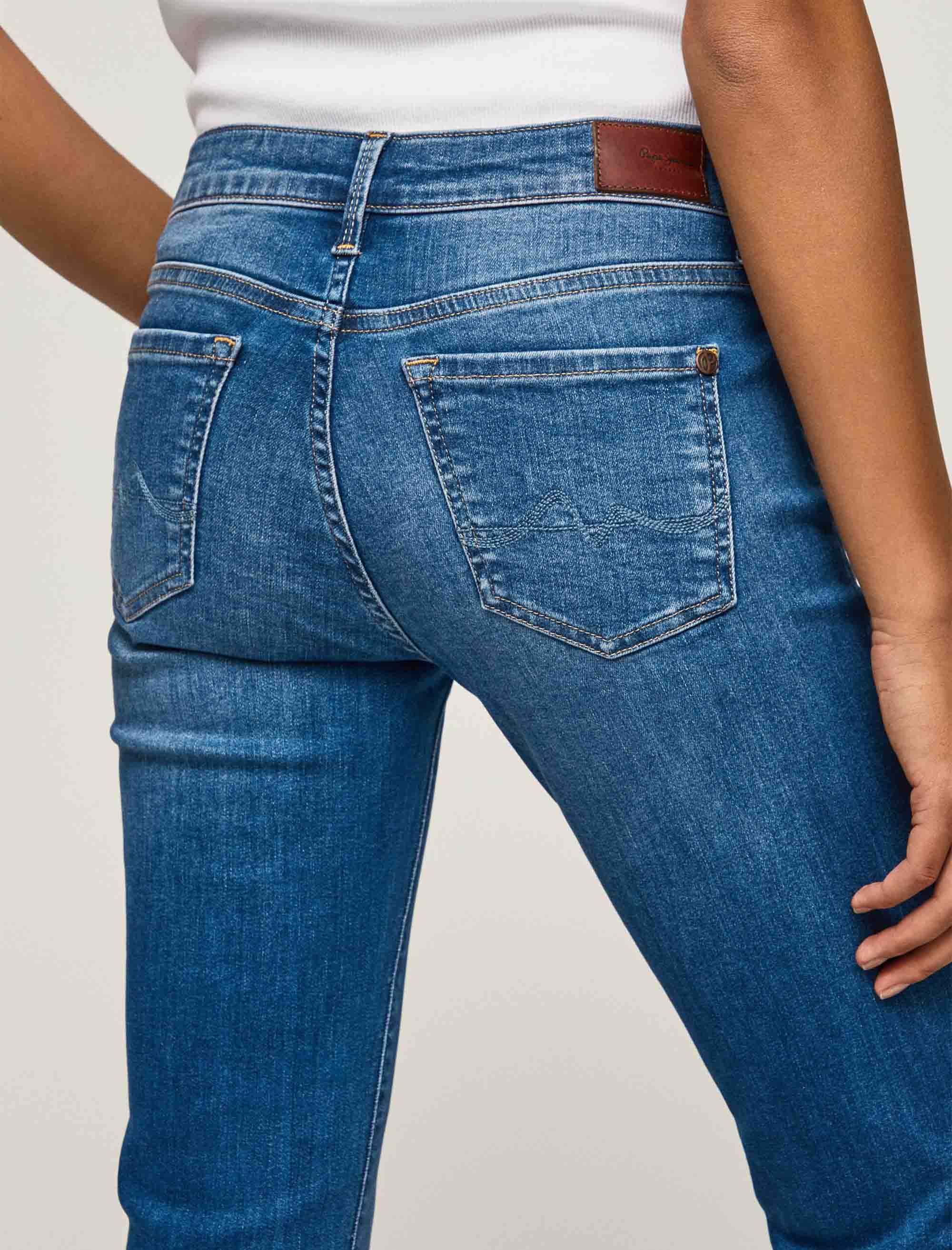 شلوار جین زنانه