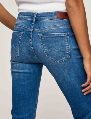 شلوار جین زنانه