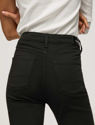 شلوار جین زنانه