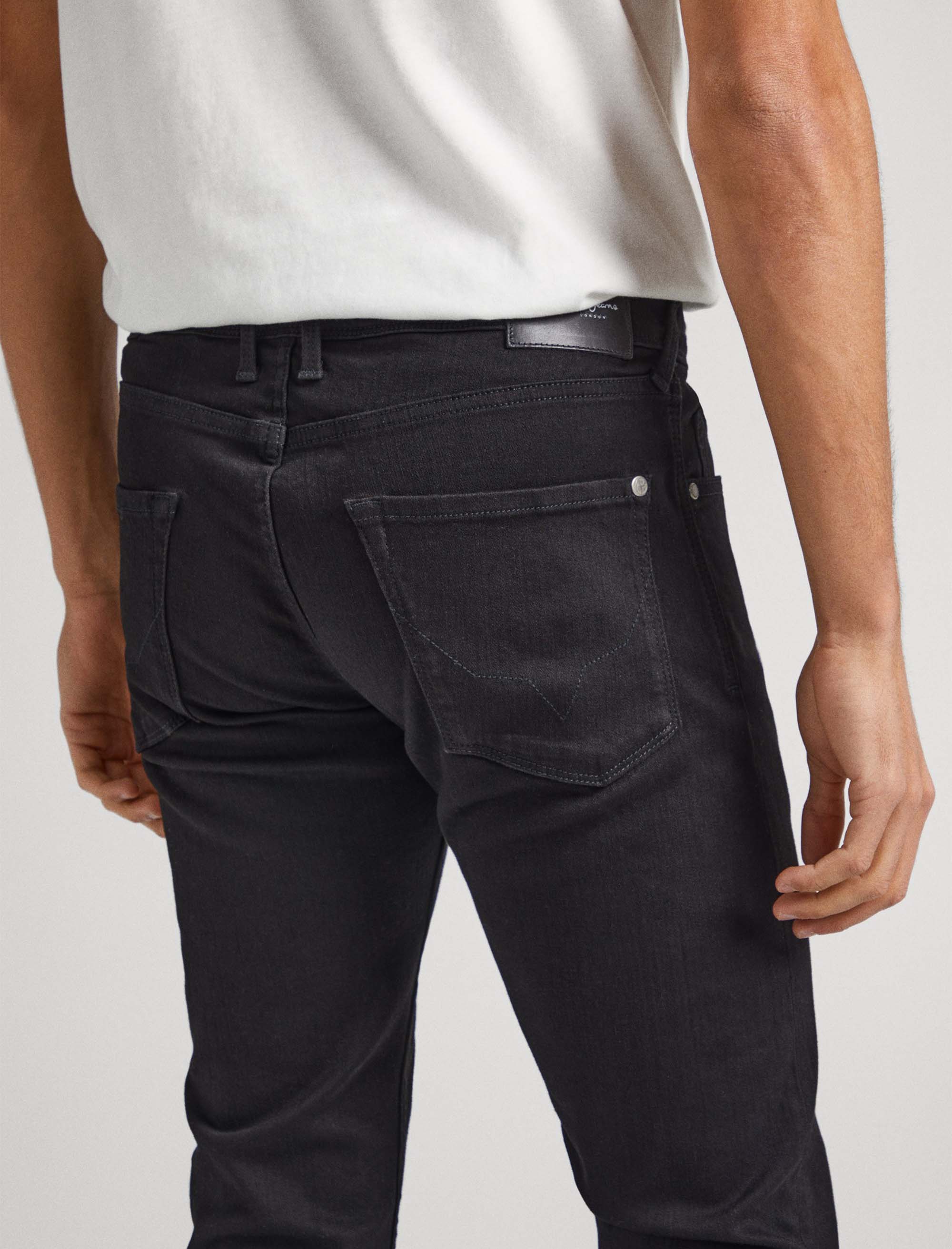 شلوار جین مردانه