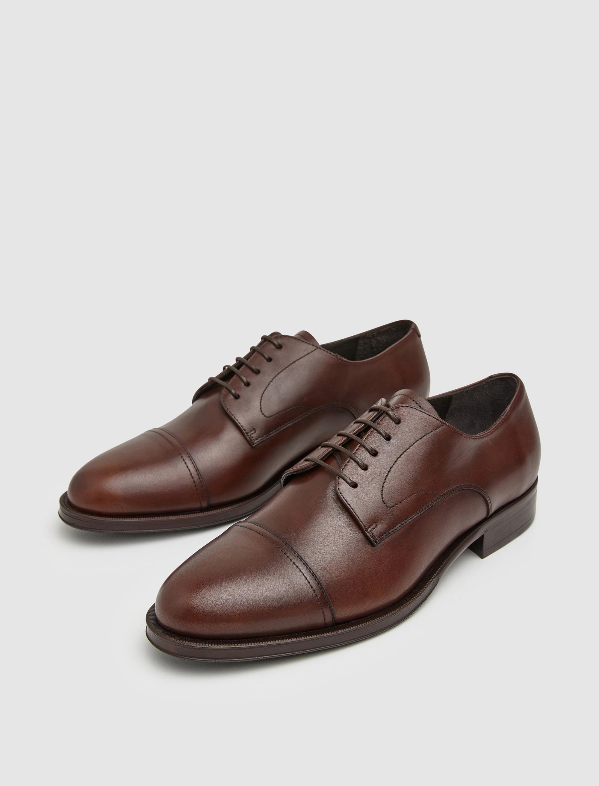 کفش روزمره مردانه