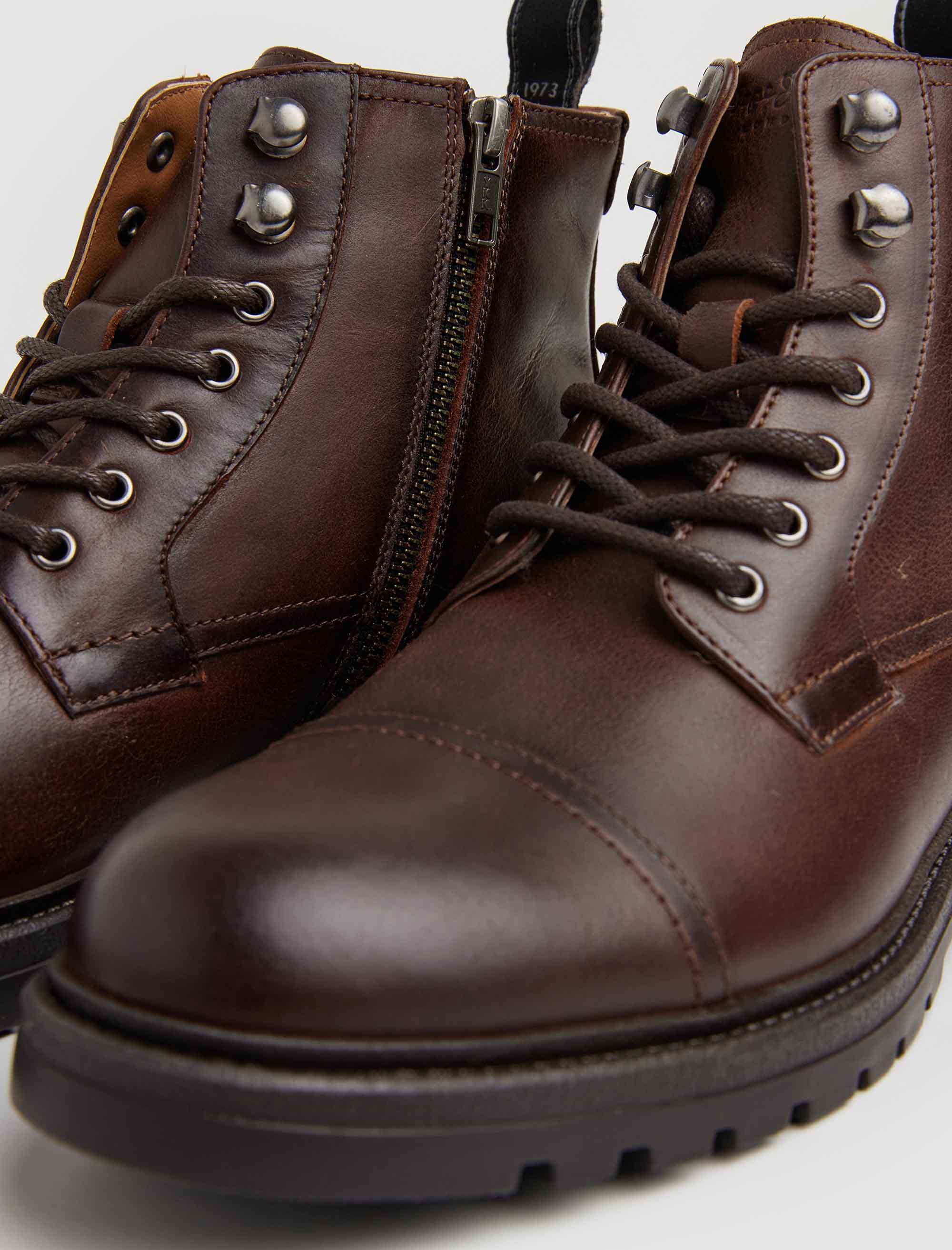 نیم بوت مردانه