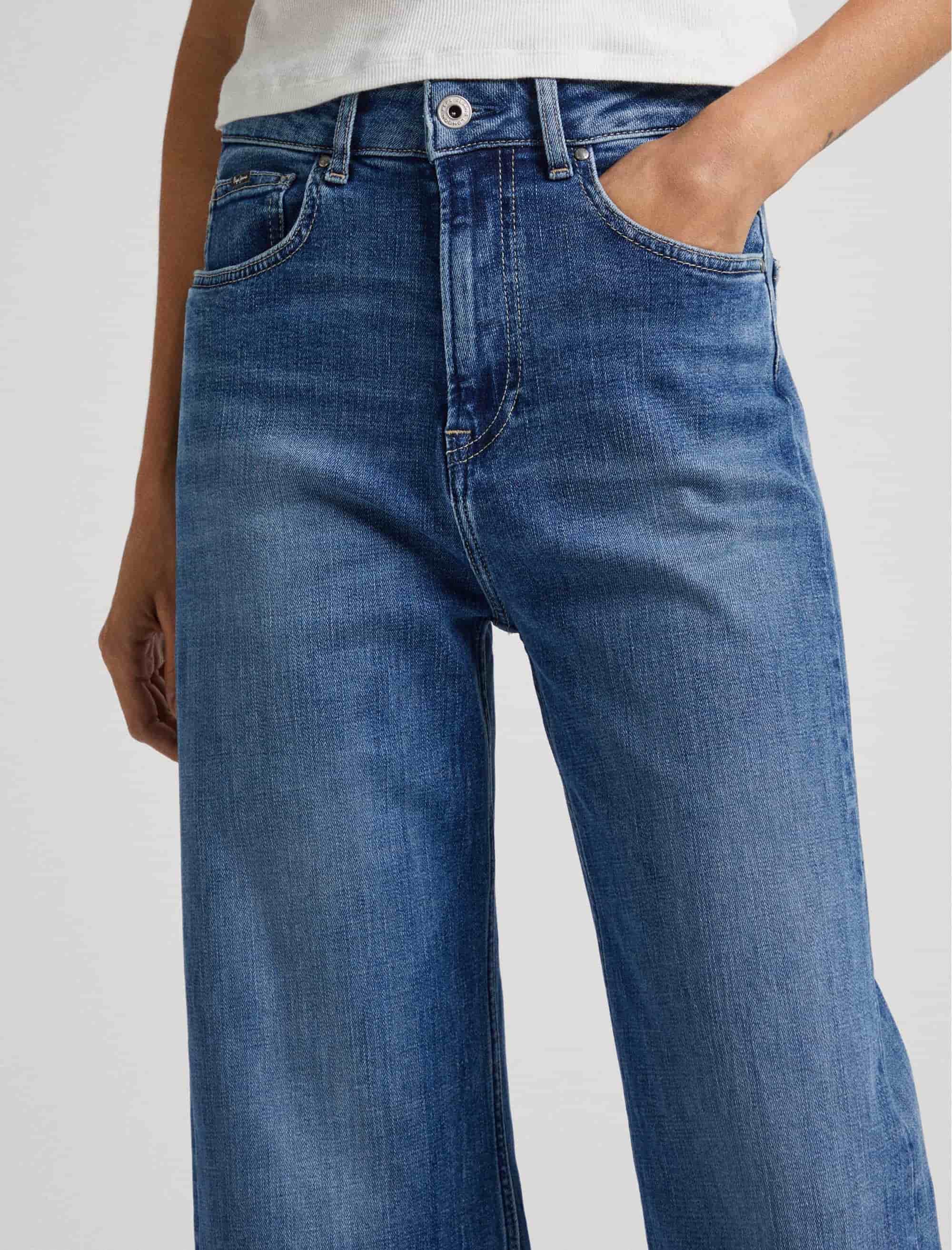 شلوار جین زنانه