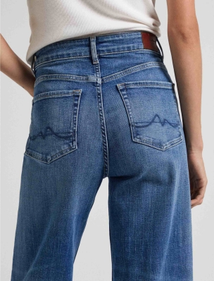 شلوار جین زنانه