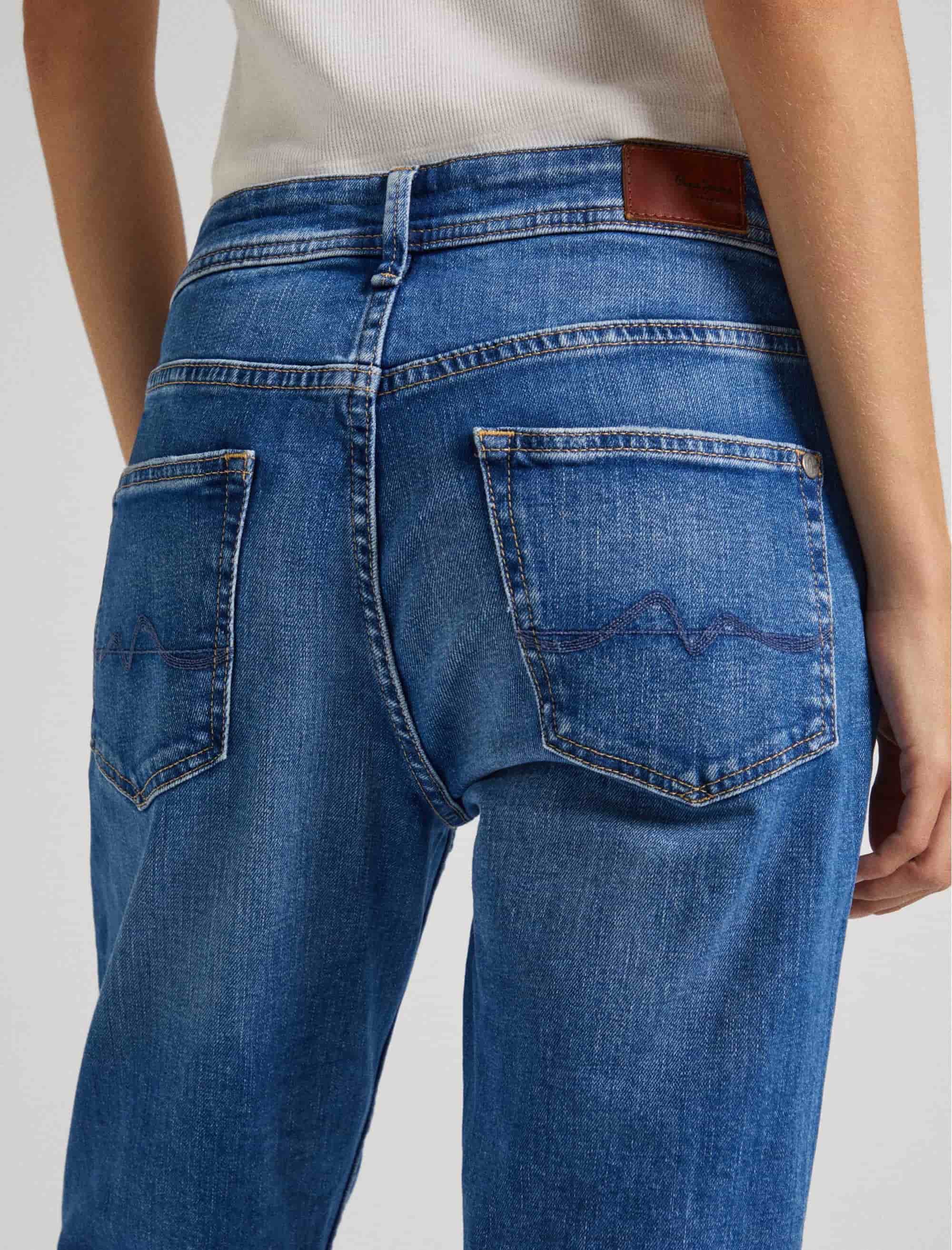 شلوار جین زنانه