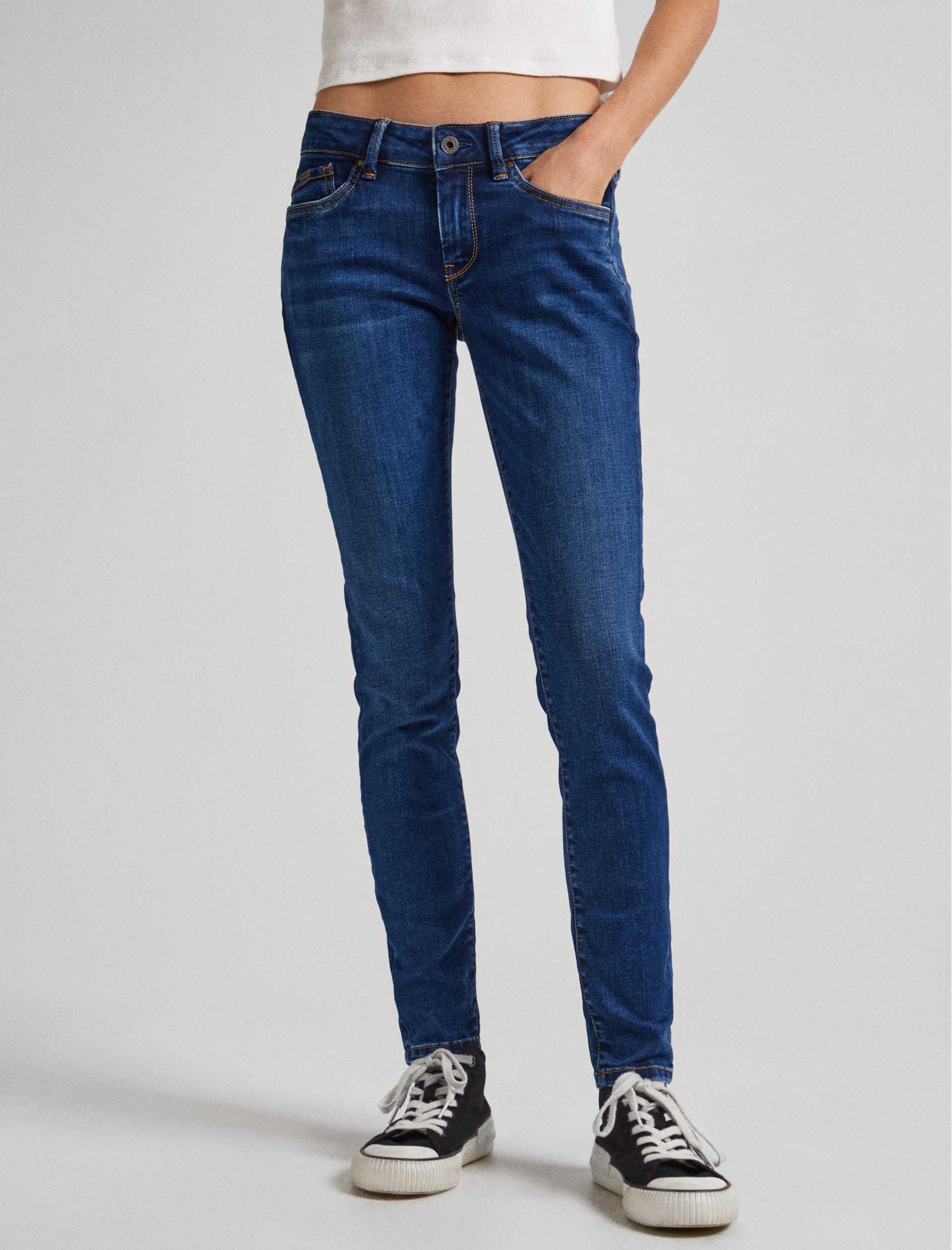 شلوار جین زنانه