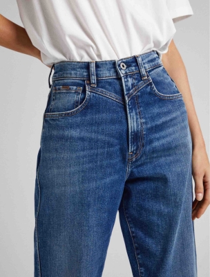 شلوار جین زنانه