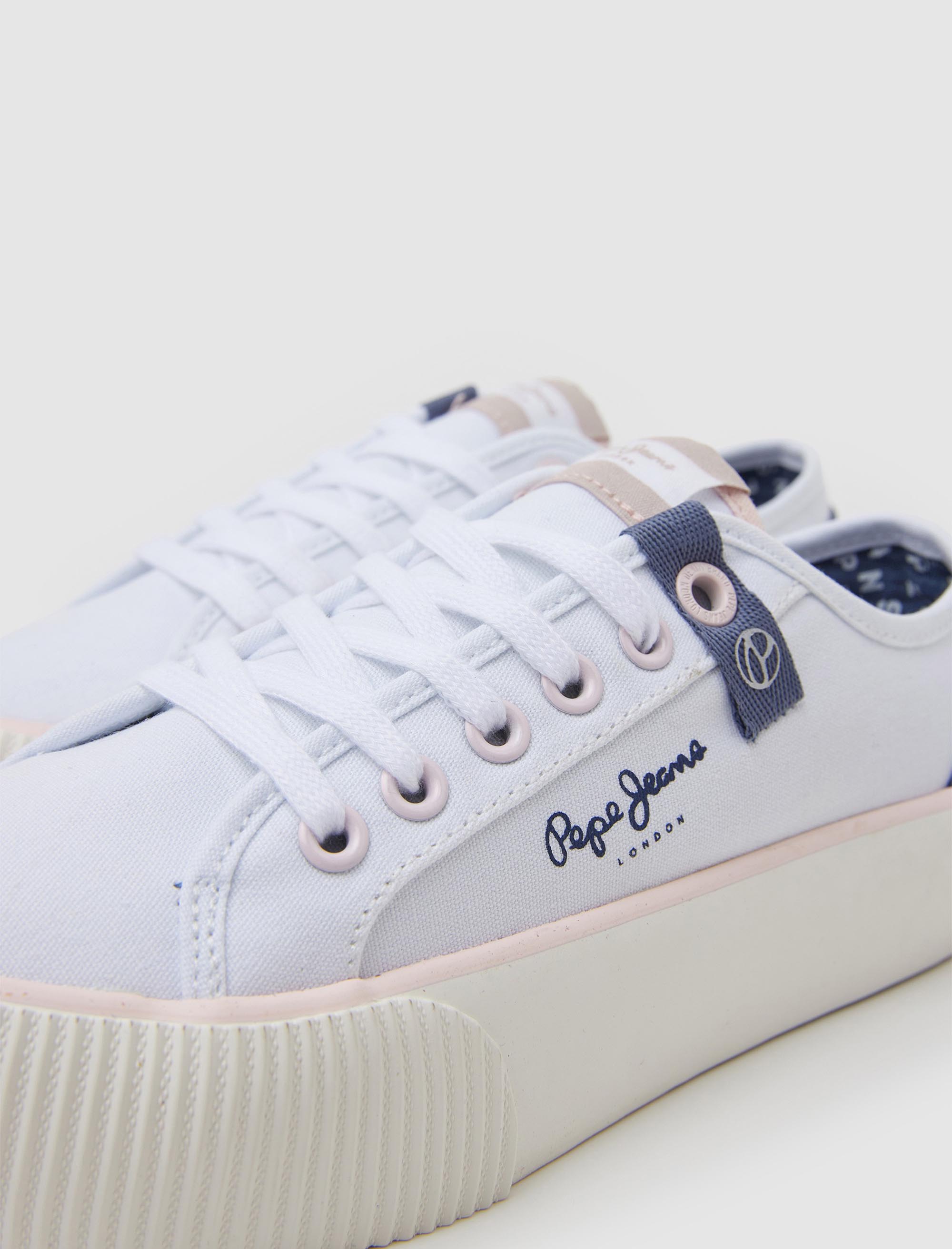 کفش اسنیکر زنانه