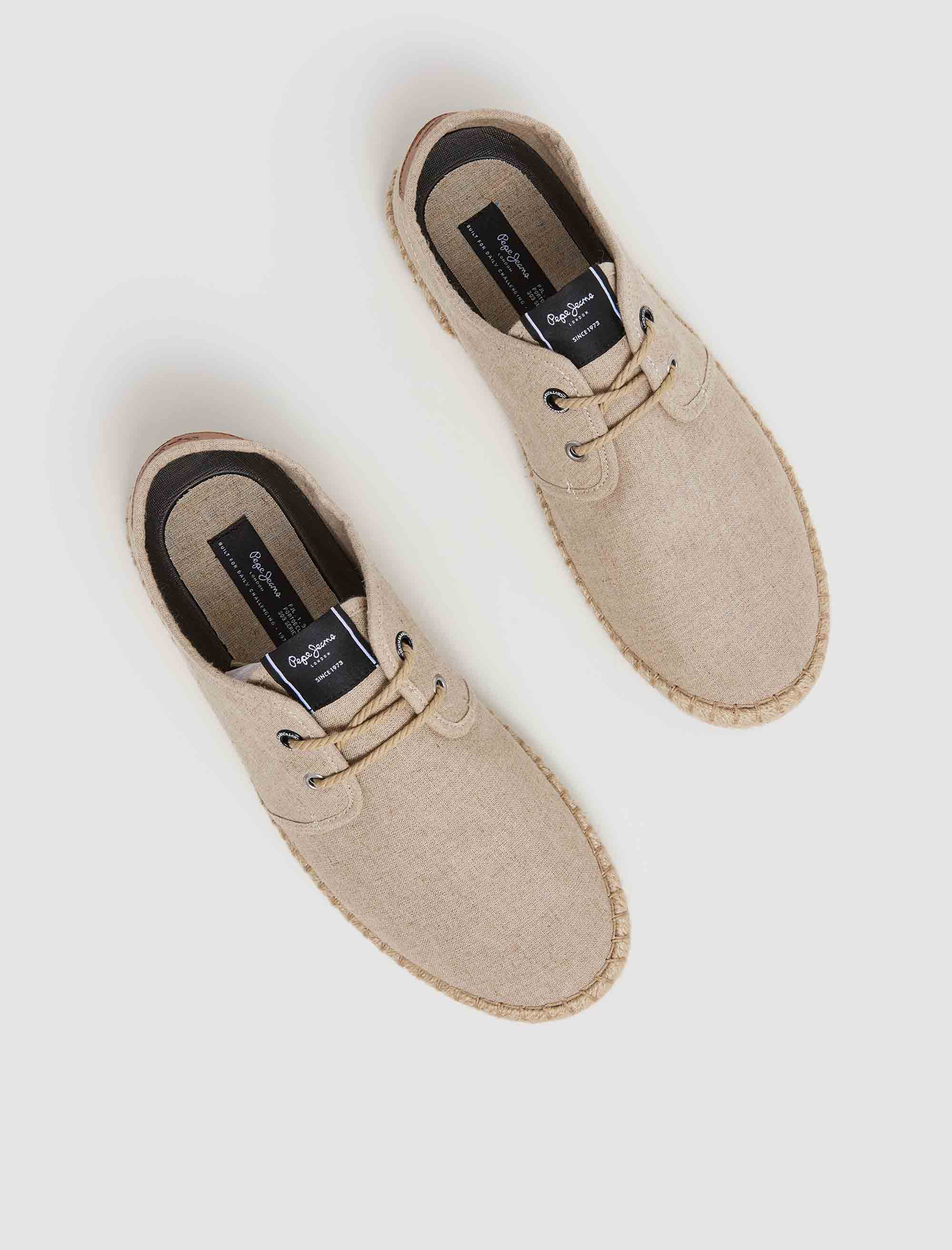 کفش روزمره مردانه