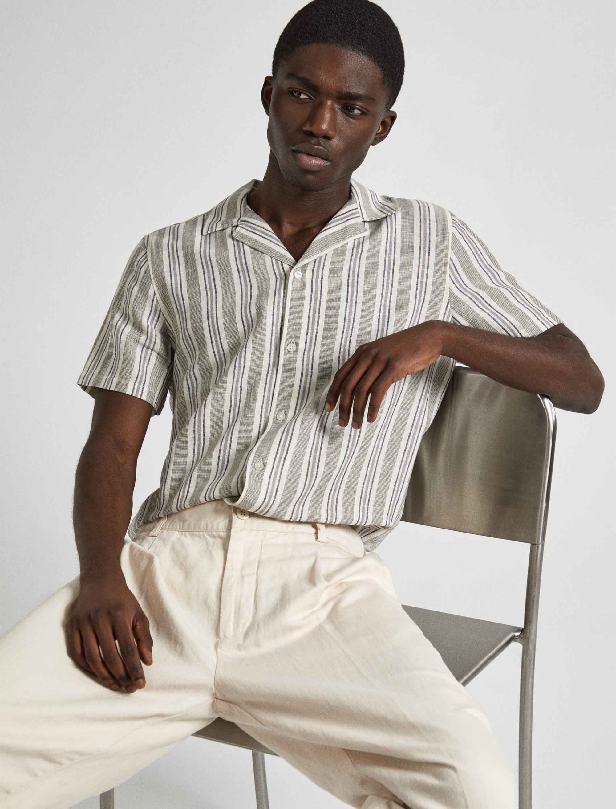 پیراهن (شومیز) مردانه