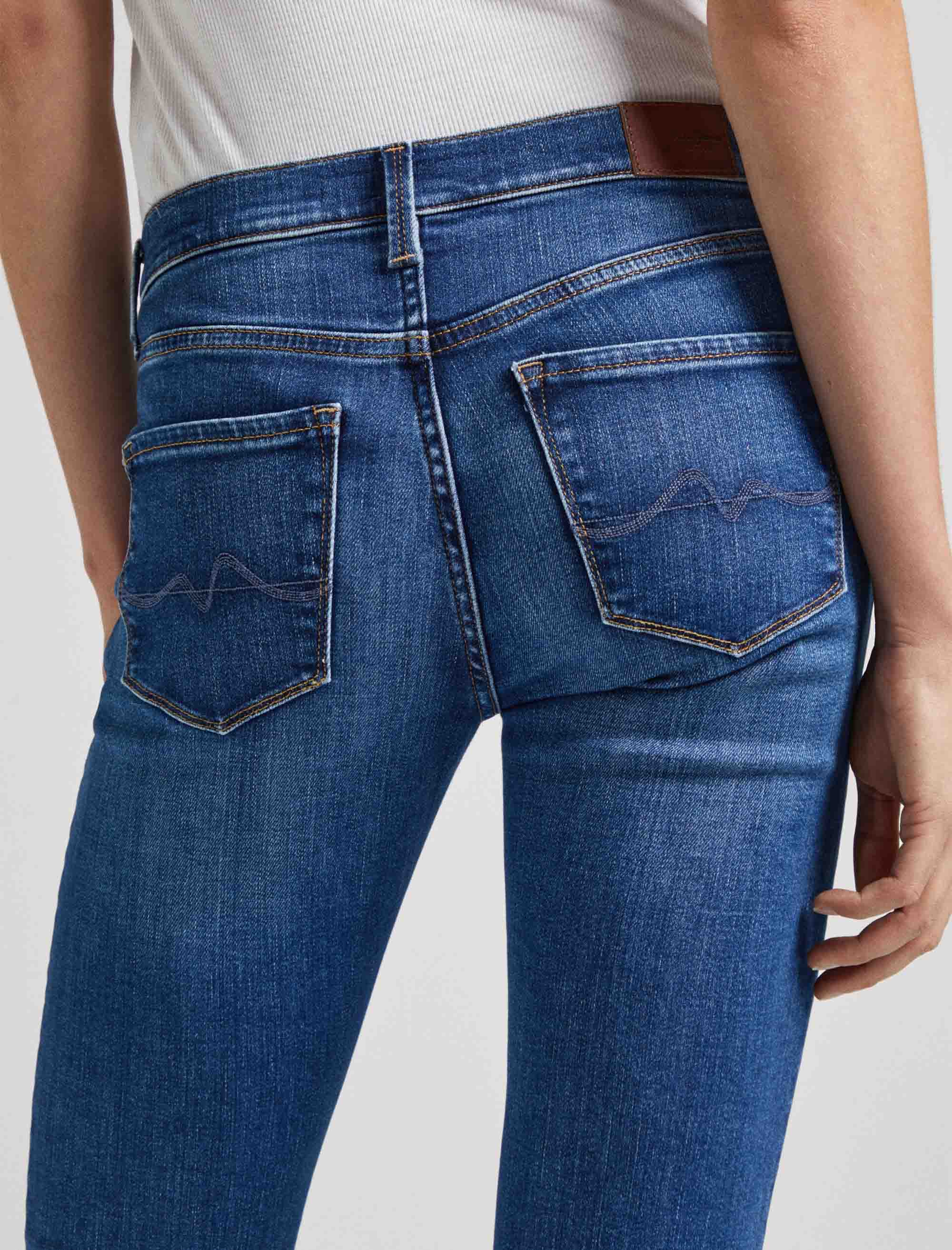 شلوار جین زنانه