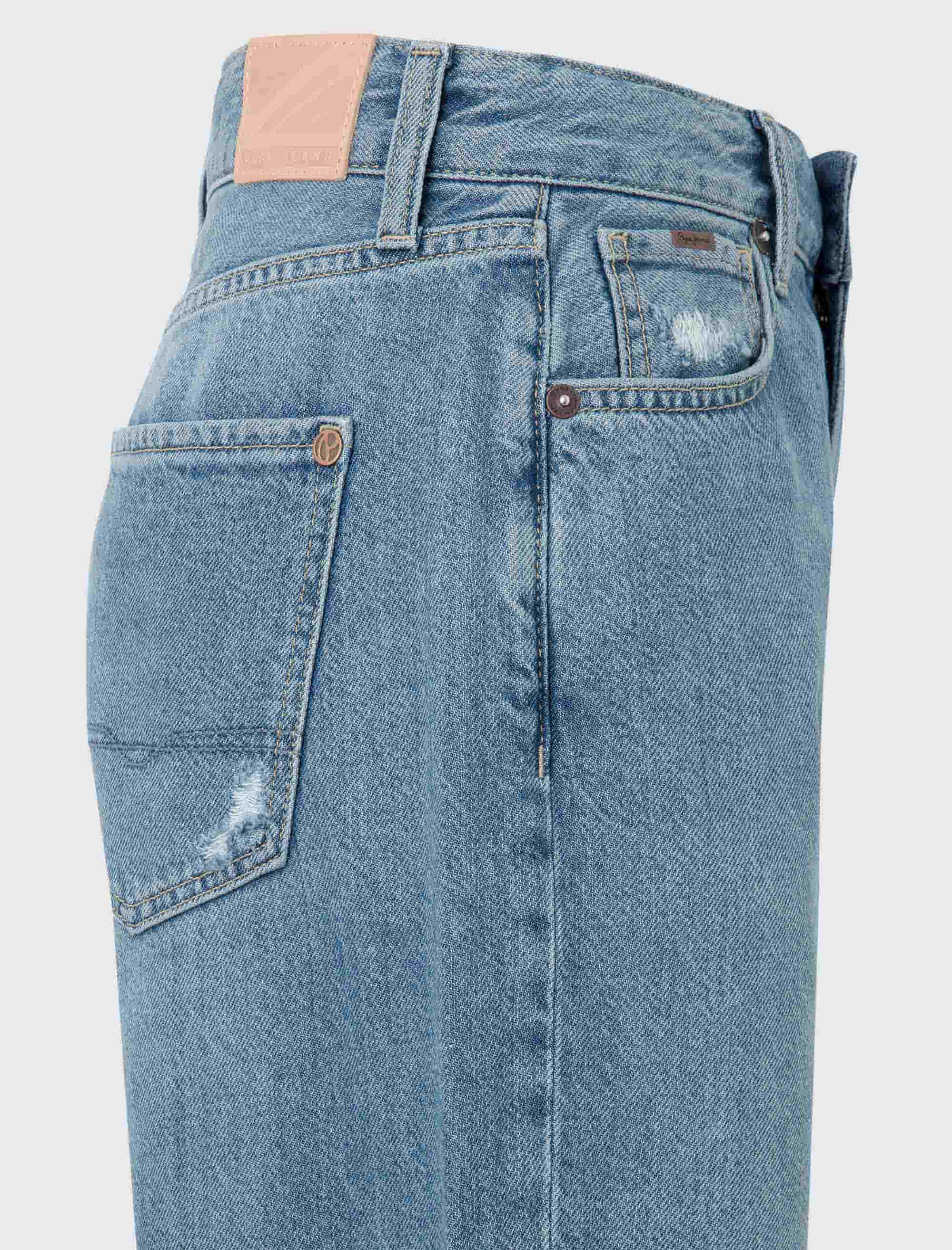 شلوار جین زنانه