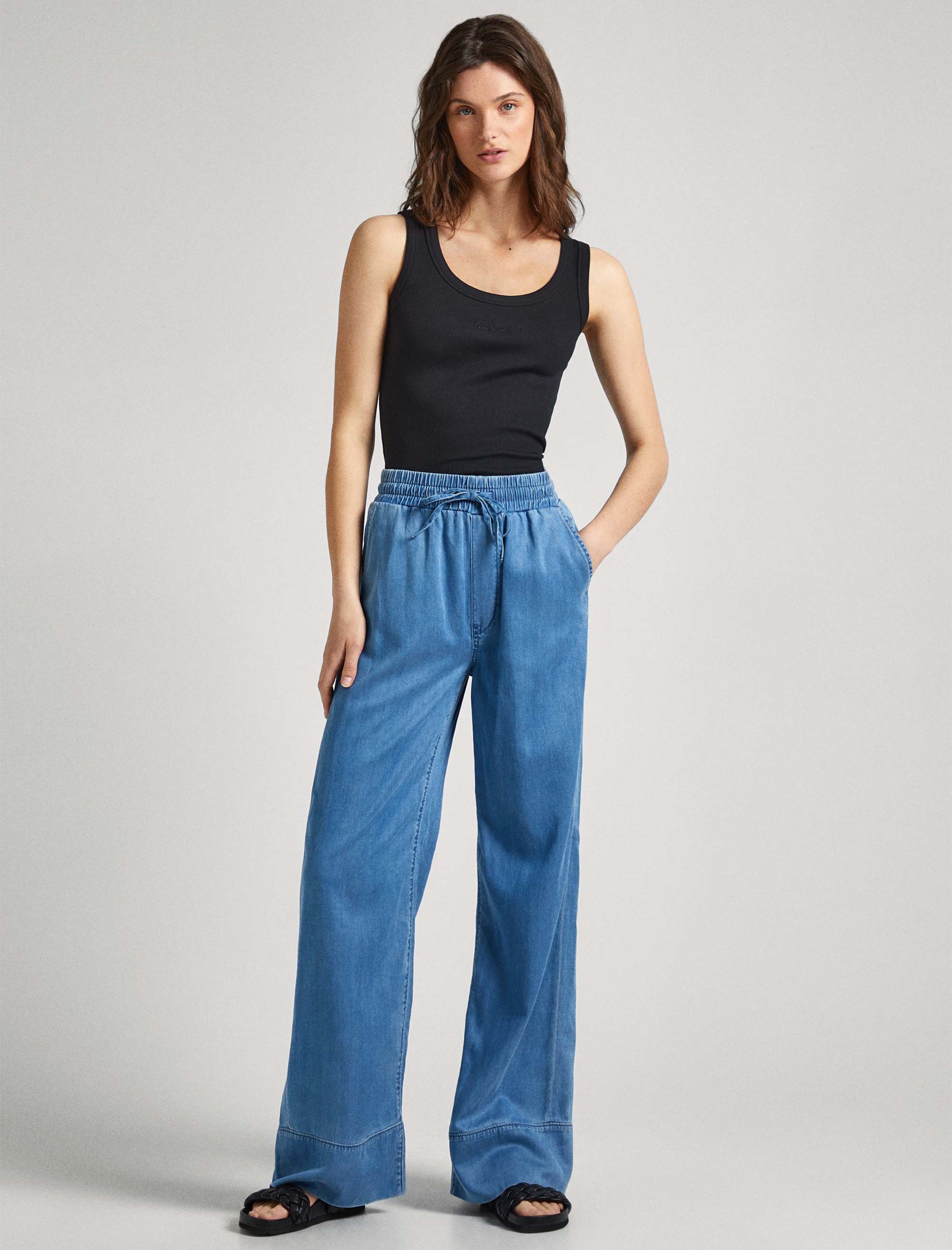 شلوار جین زنانه