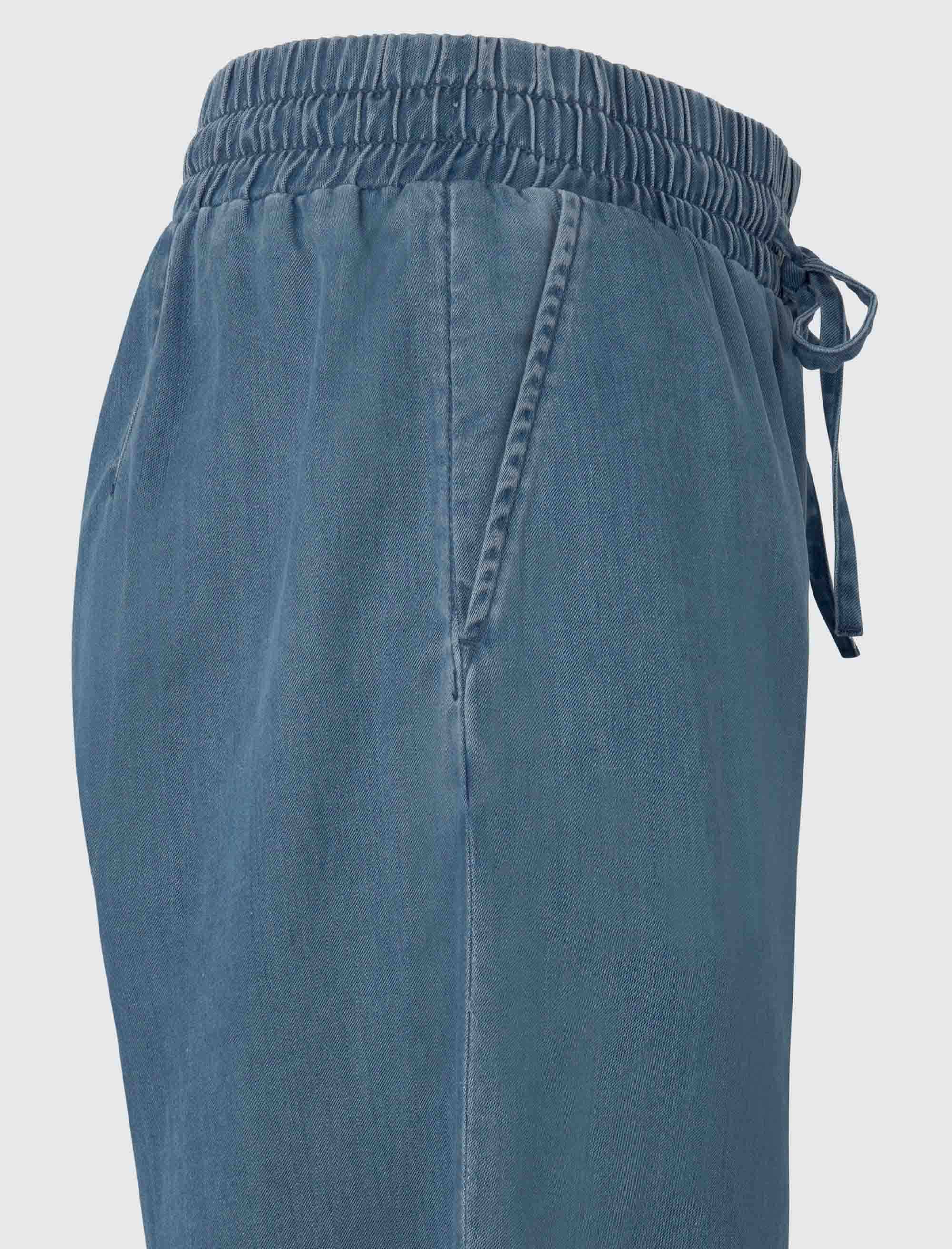 شلوار جین زنانه