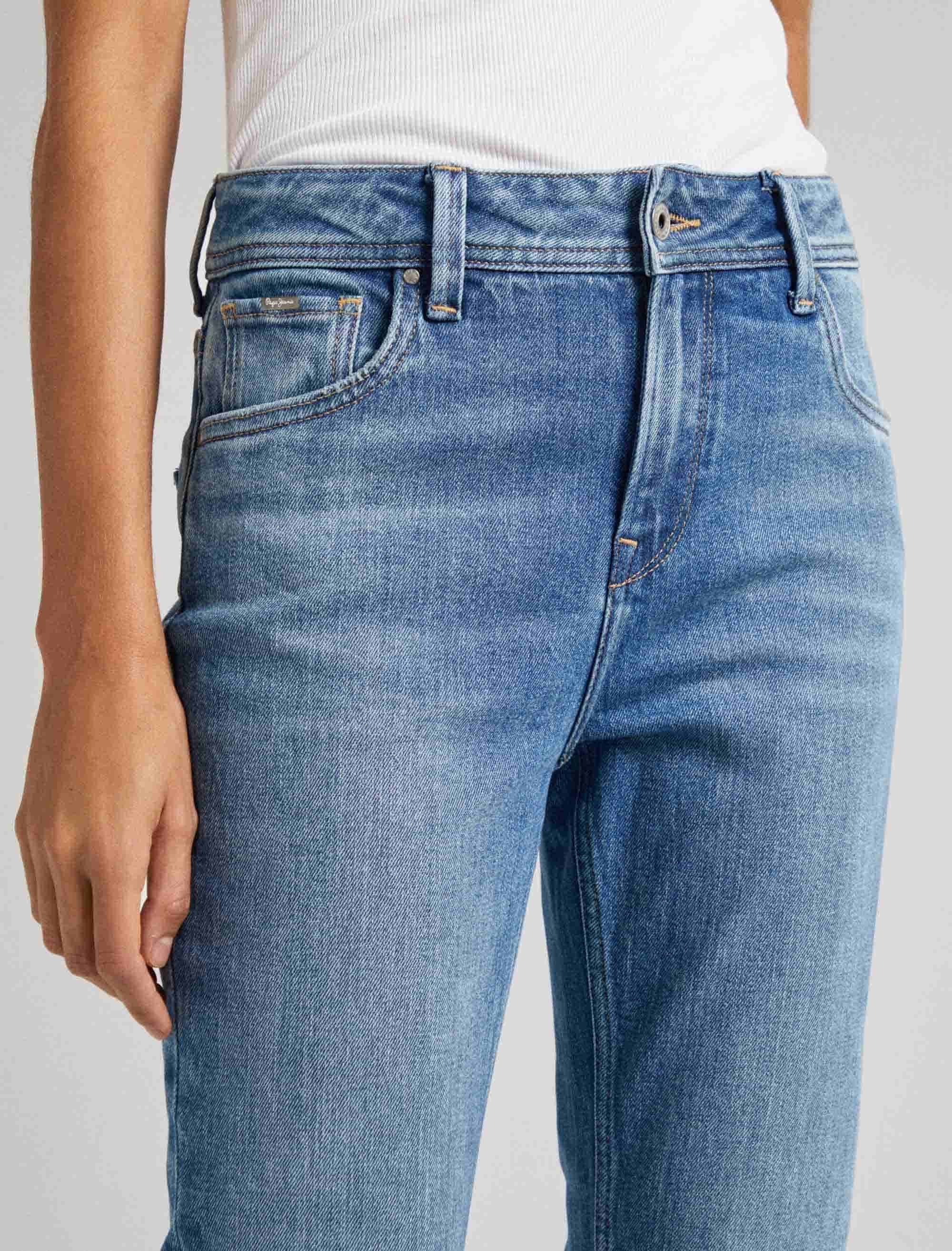 شلوار جین زنانه