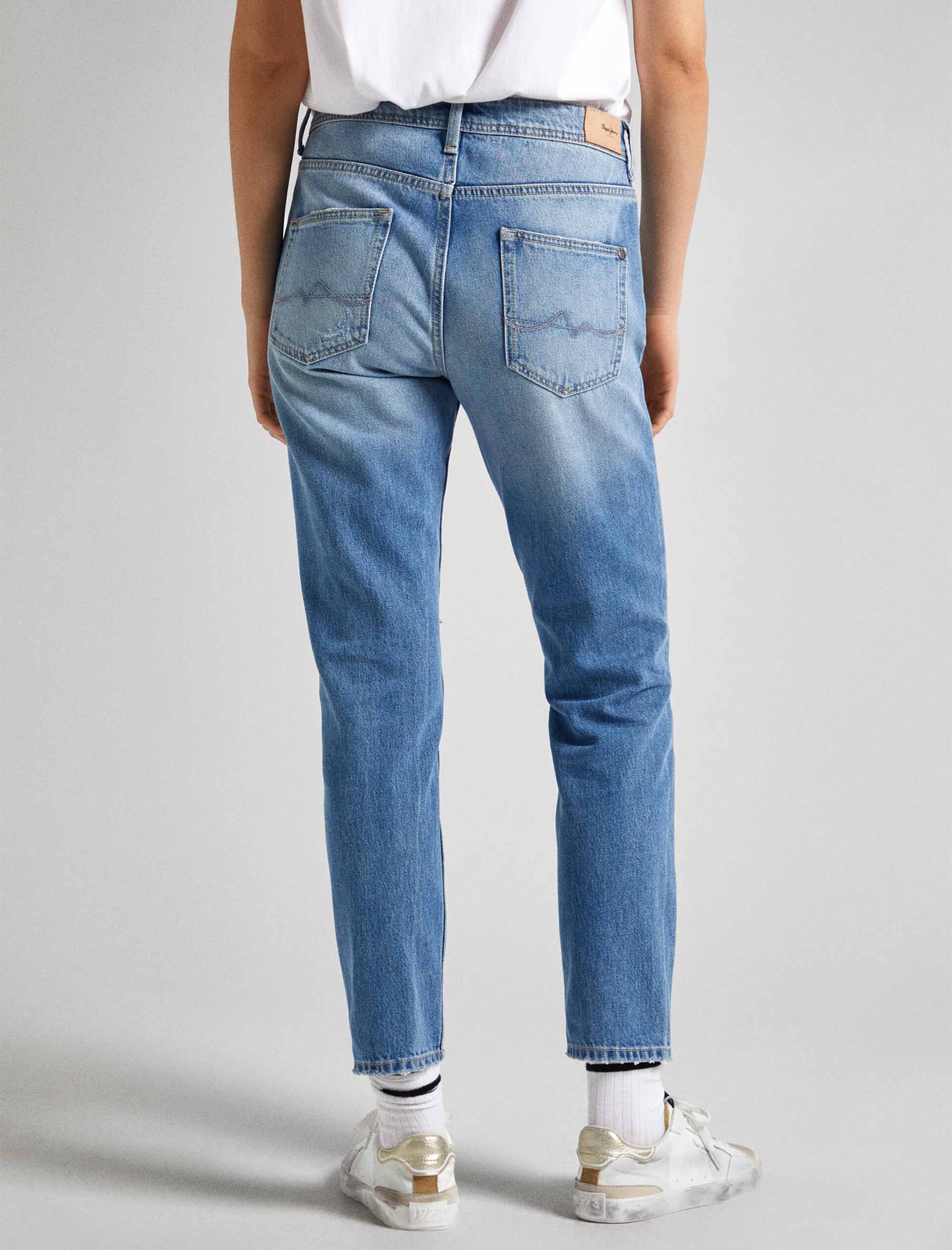 شلوار جین زنانه