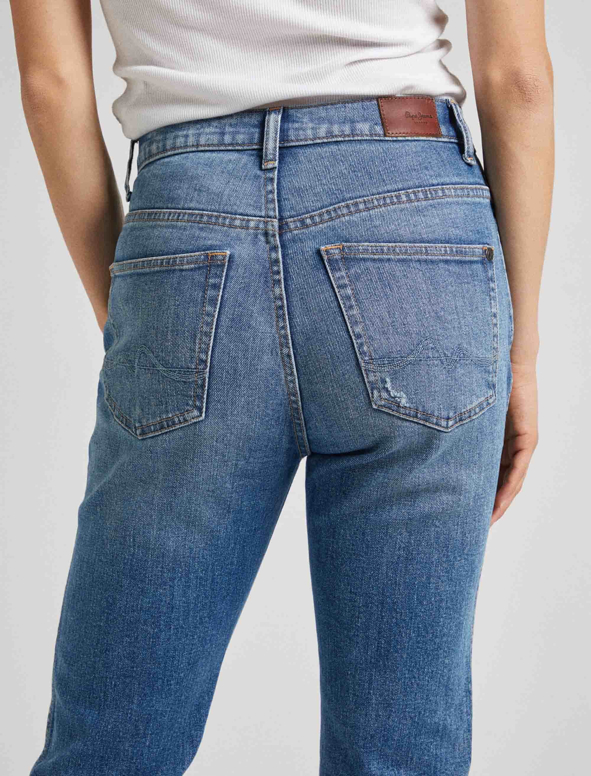 شلوار جین زنانه