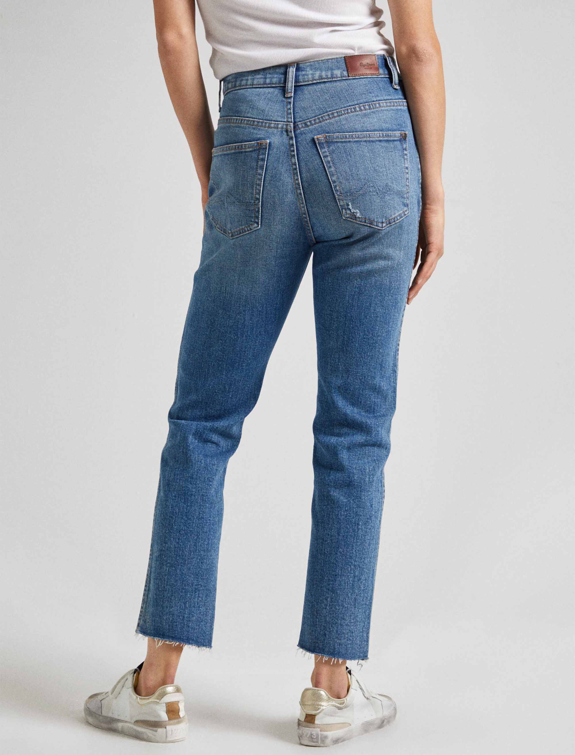 شلوار جین زنانه