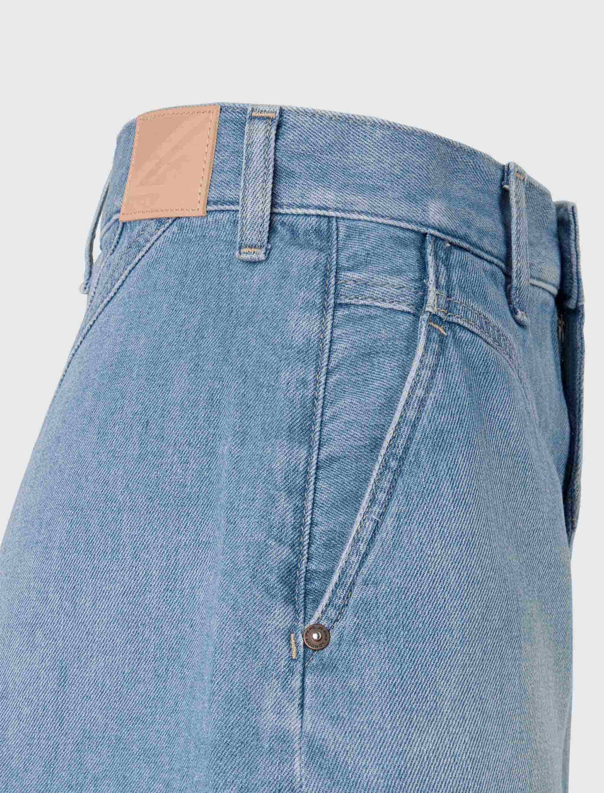 شلوارک زنانه