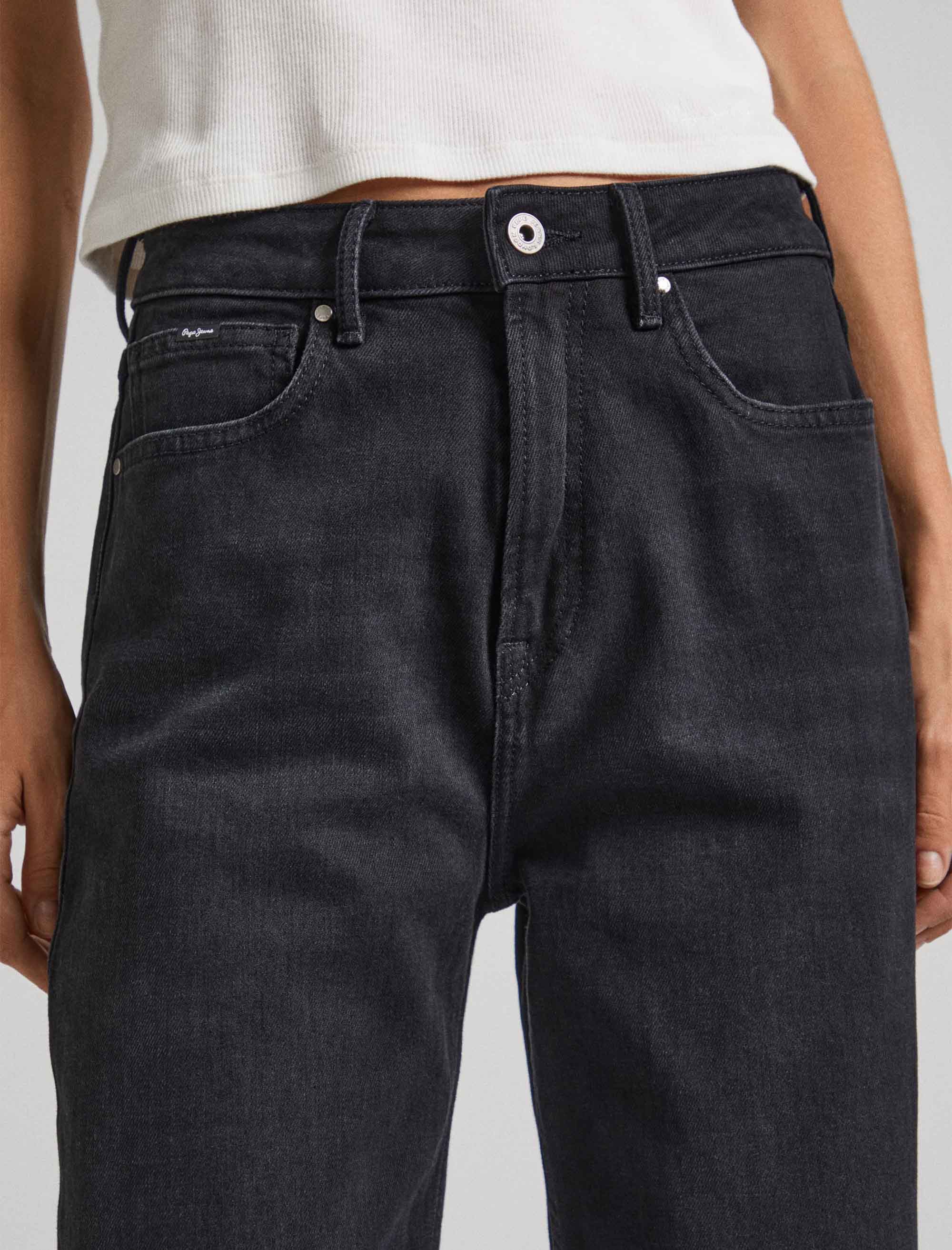 شلوار جین زنانه