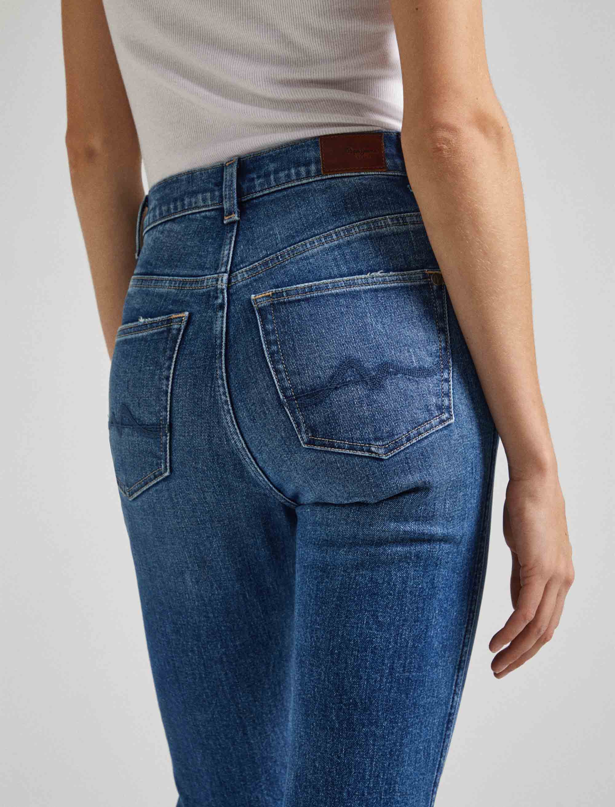 شلوار جین زنانه