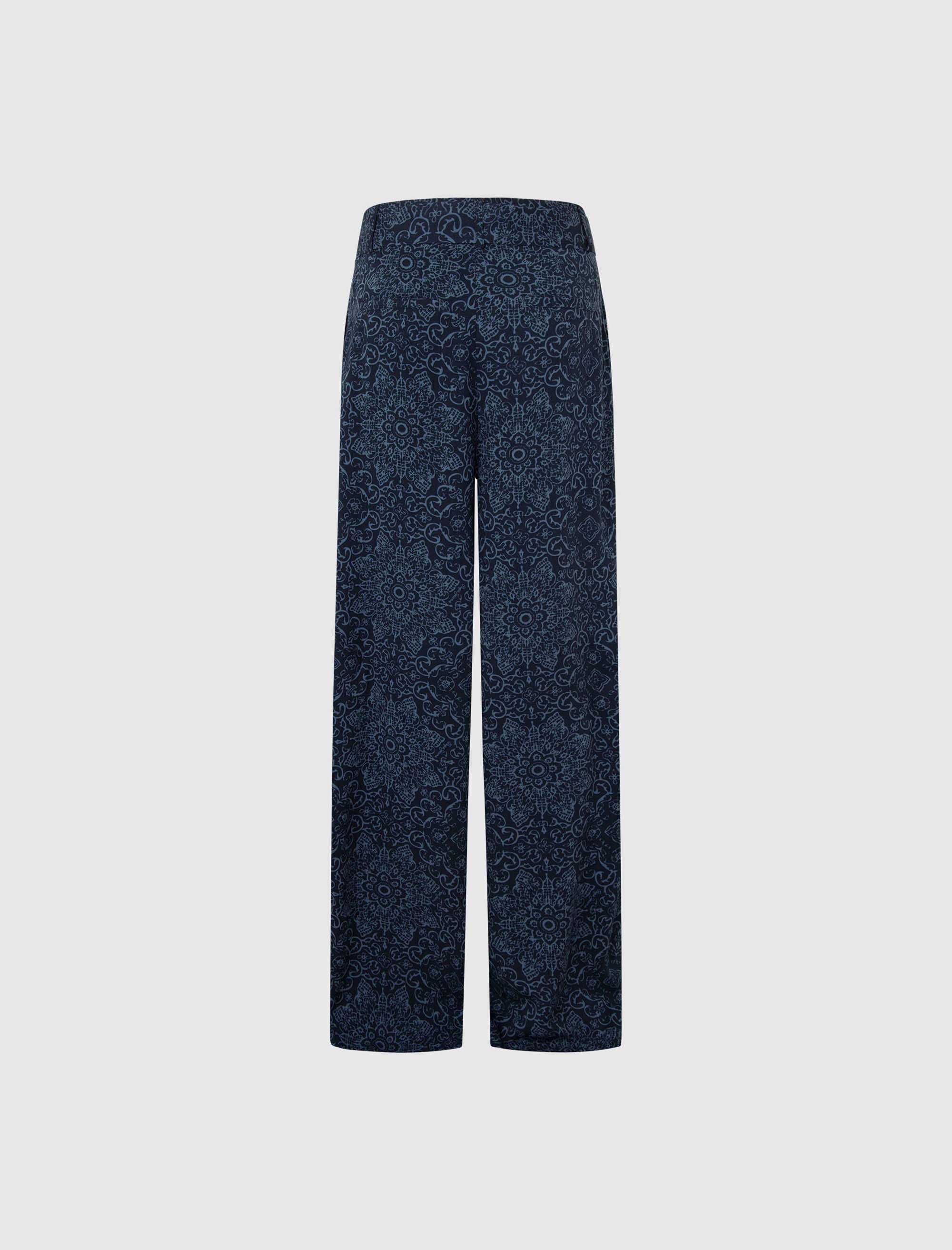 شلوار زنانه