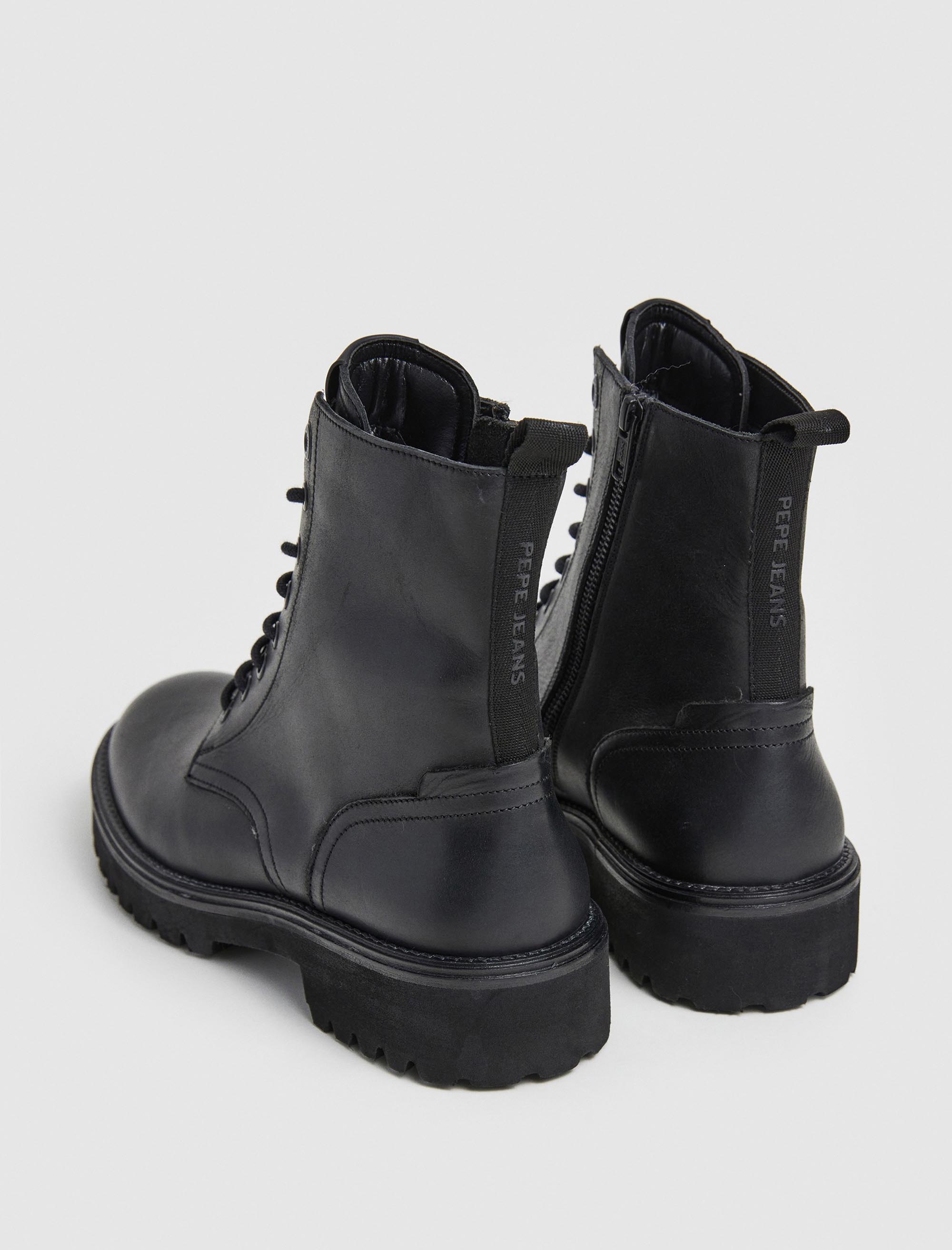 نیم بوت مردانه