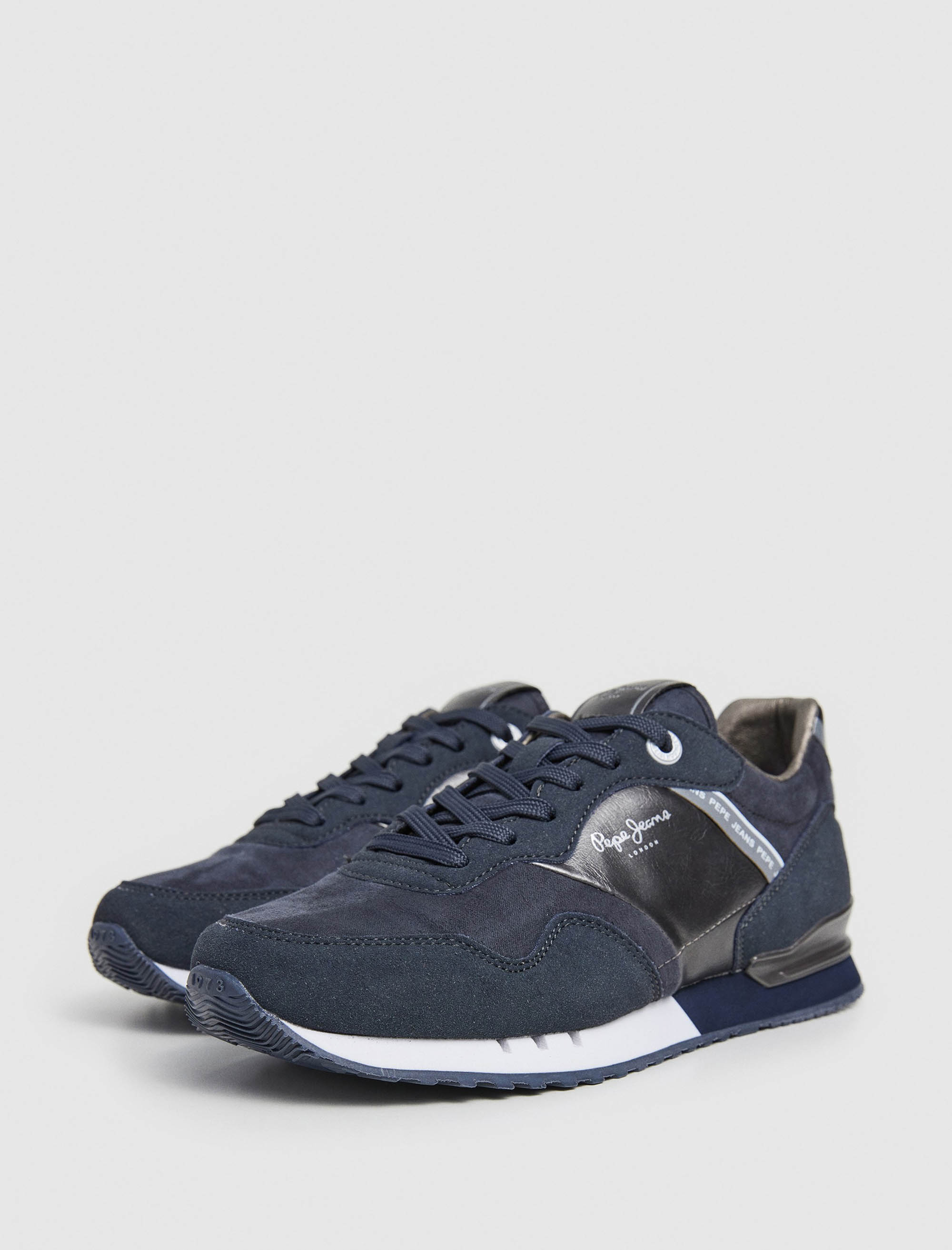 کفش اسنیکر زنانه