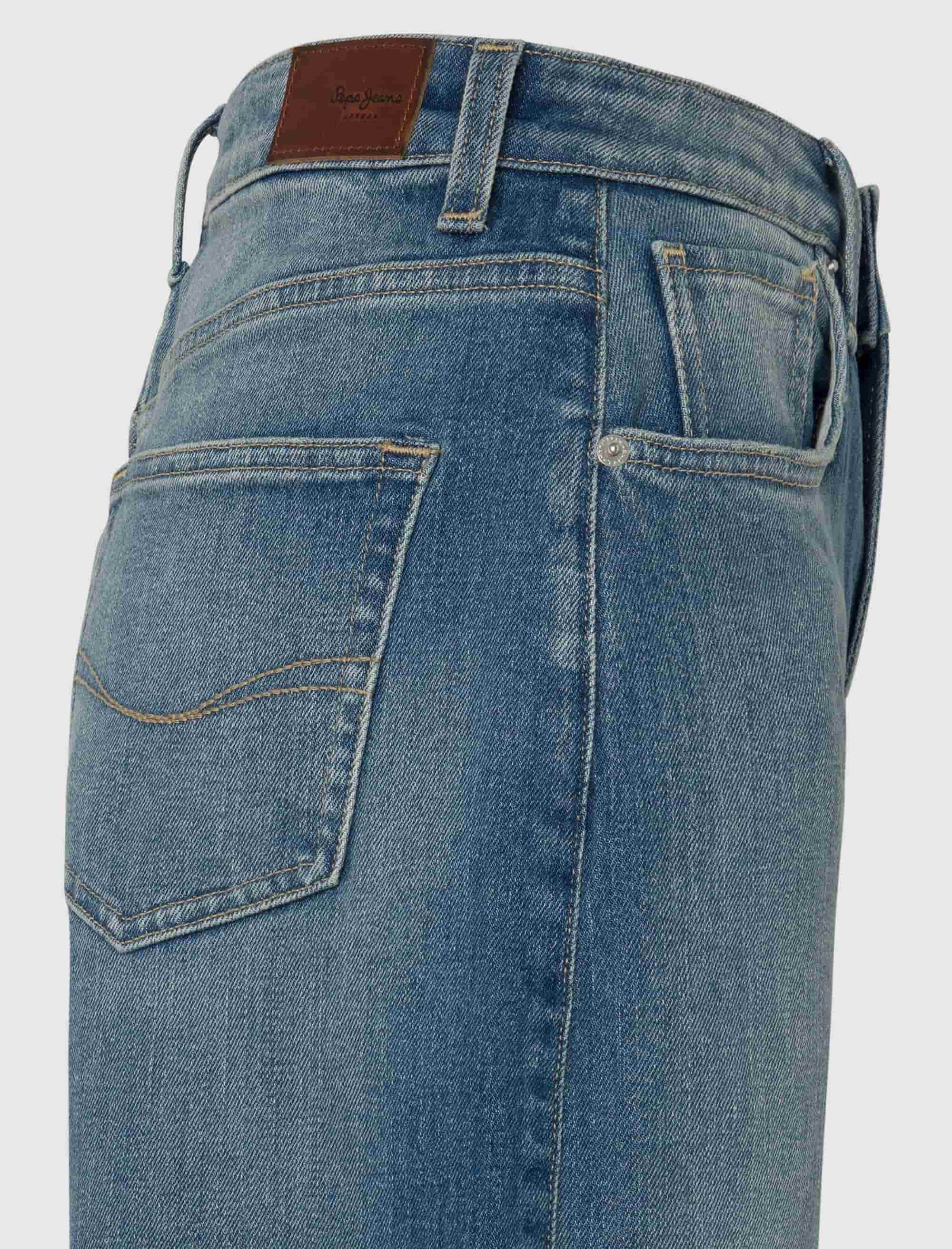 شلوار جین زنانه