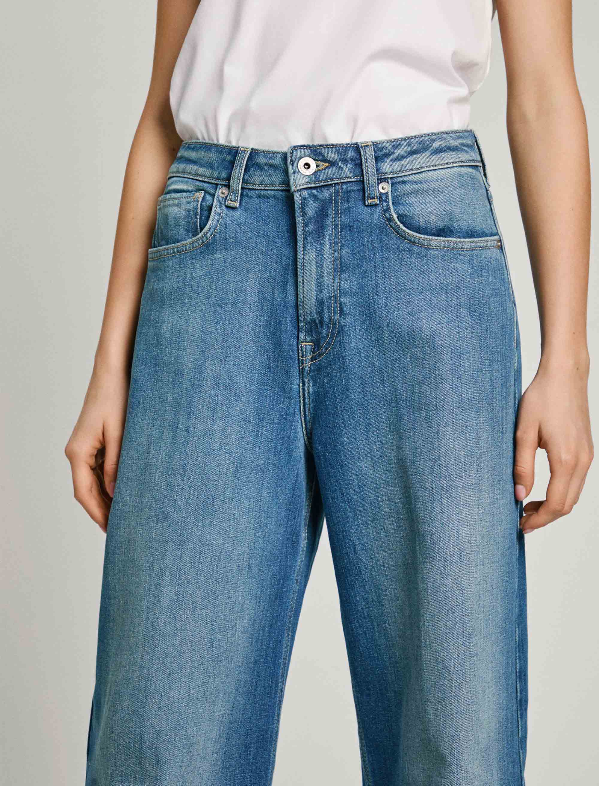 شلوار جین زنانه