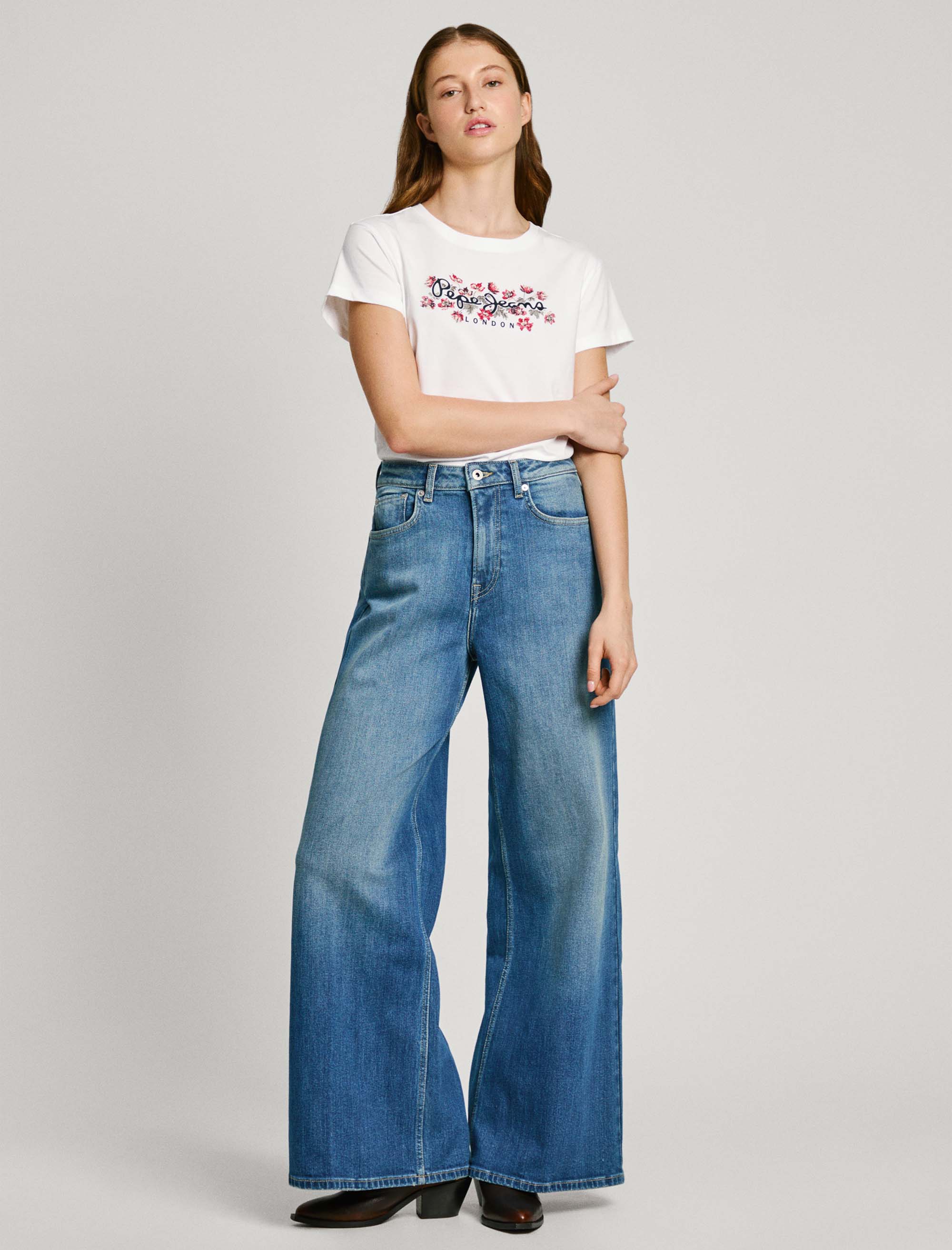 شلوار جین زنانه