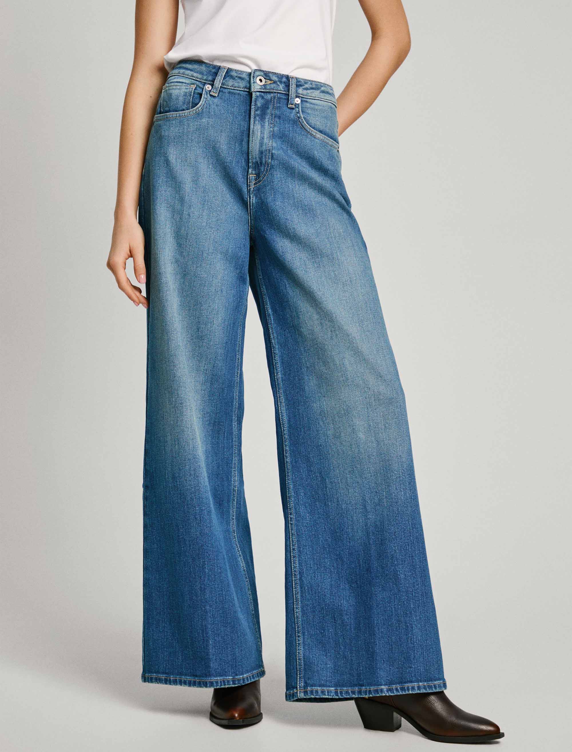 شلوار جین زنانه