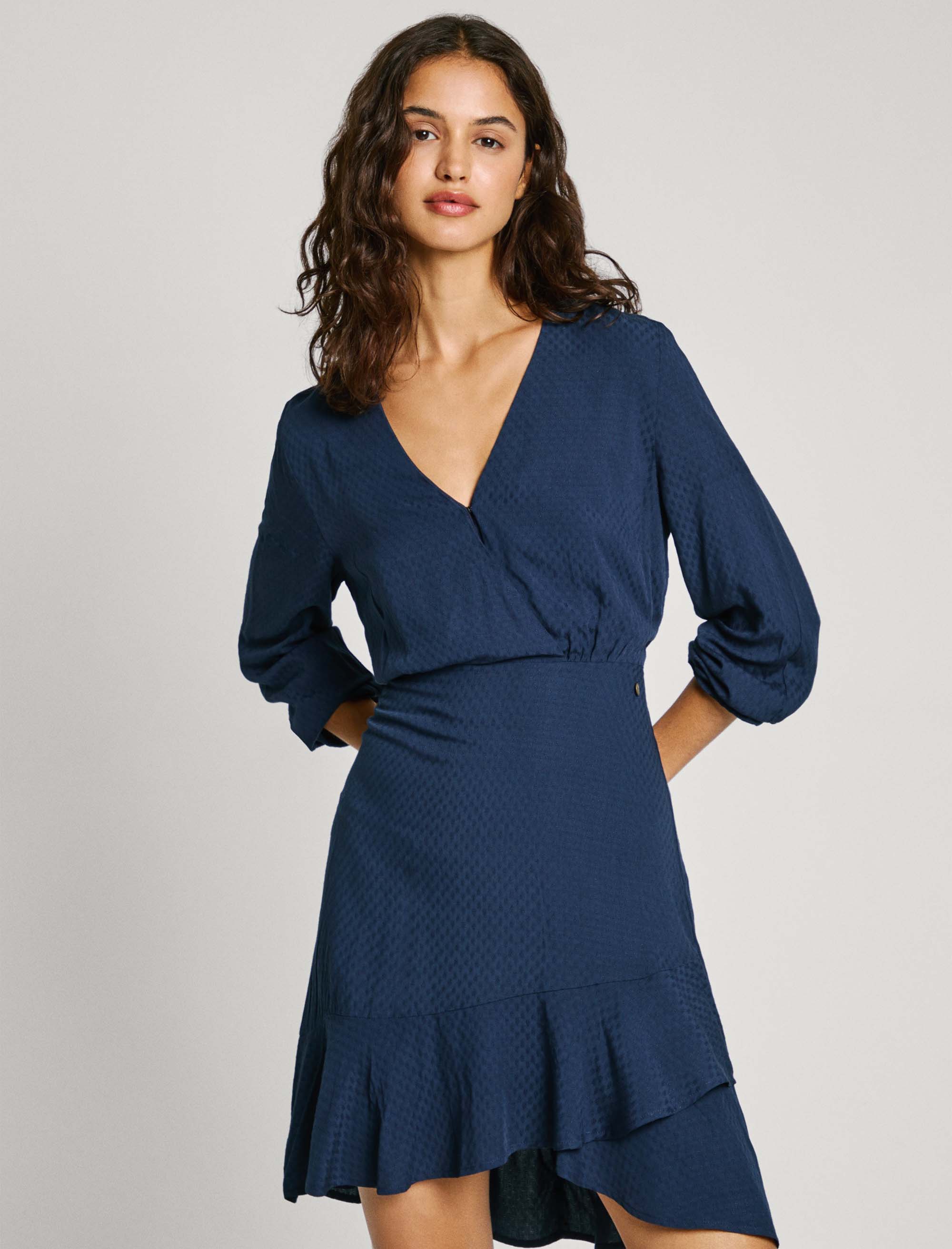 پیراهن زنانه