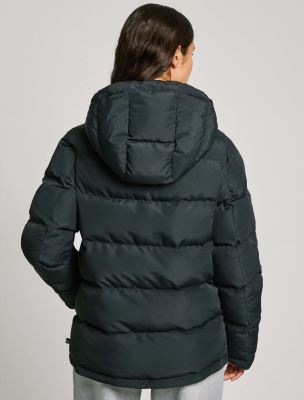 کاپشن زنانه