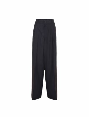 شلوار زنانه