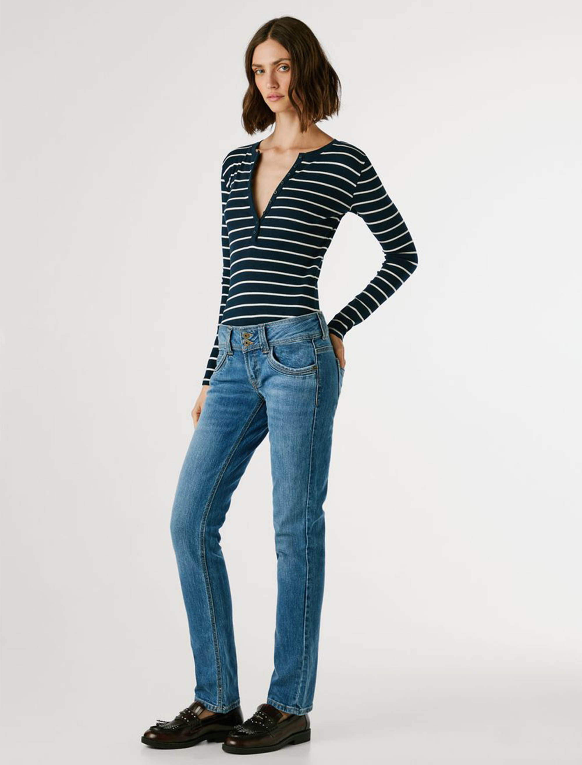 شلوار جین زنانه