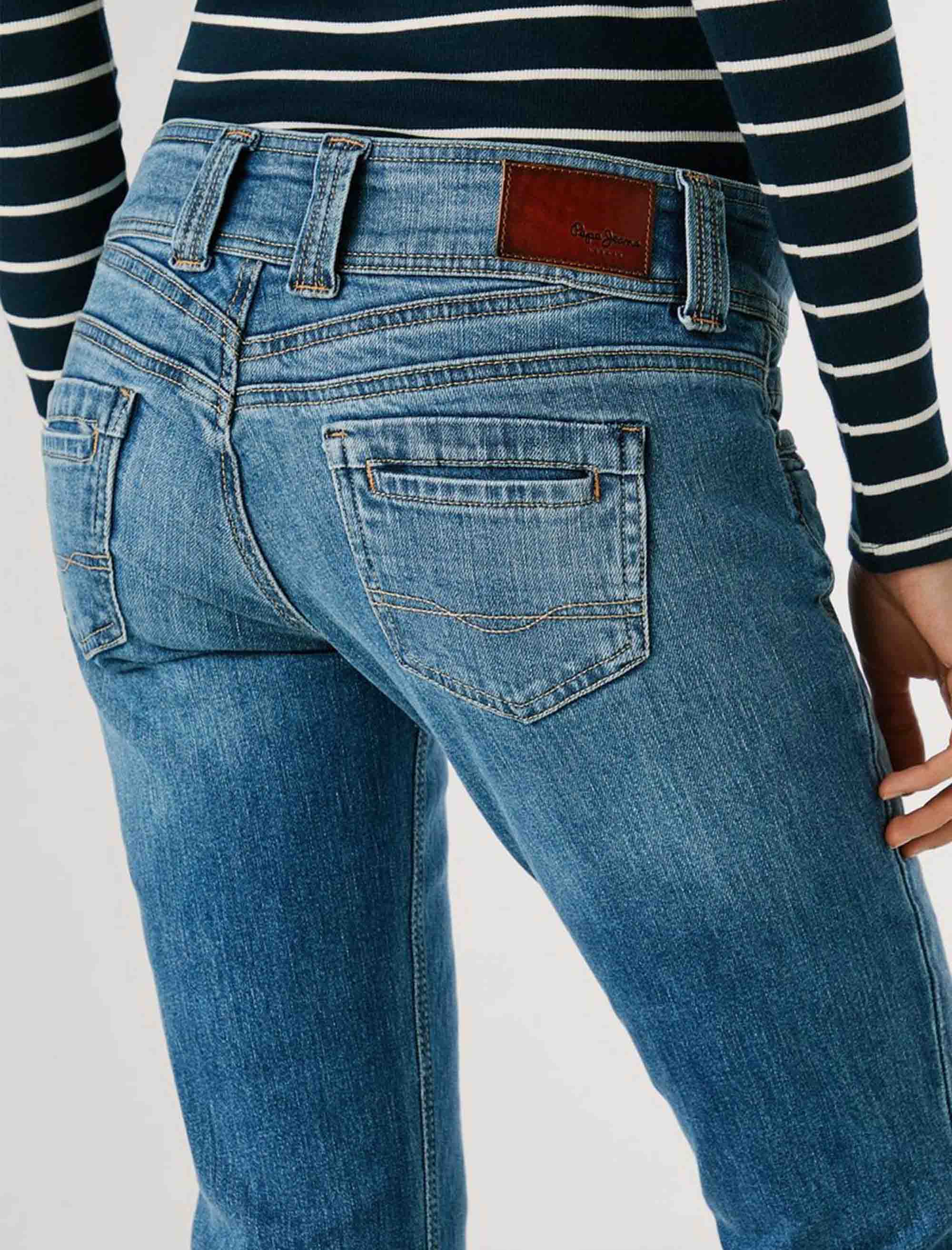 شلوار جین زنانه