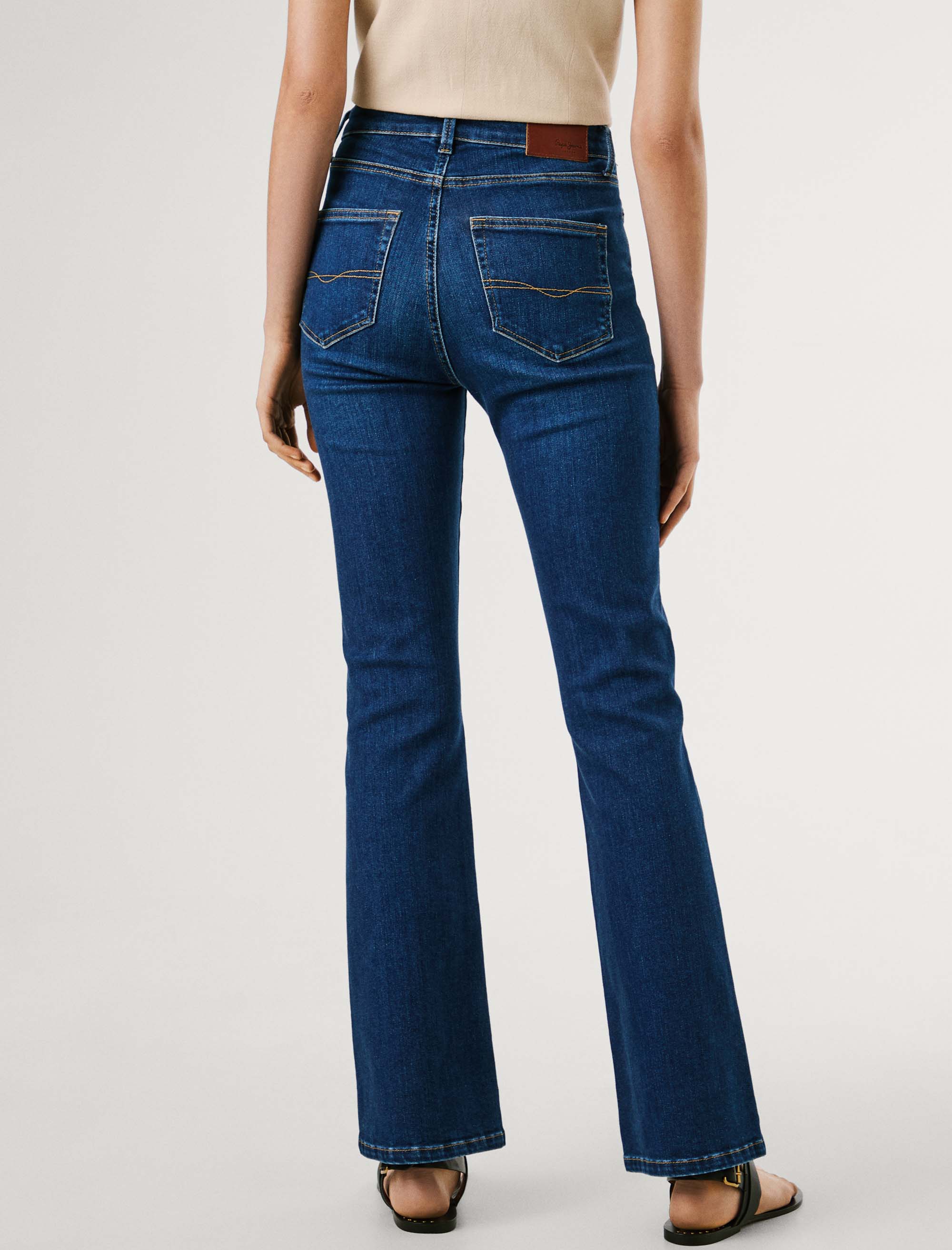 شلوار جین زنانه