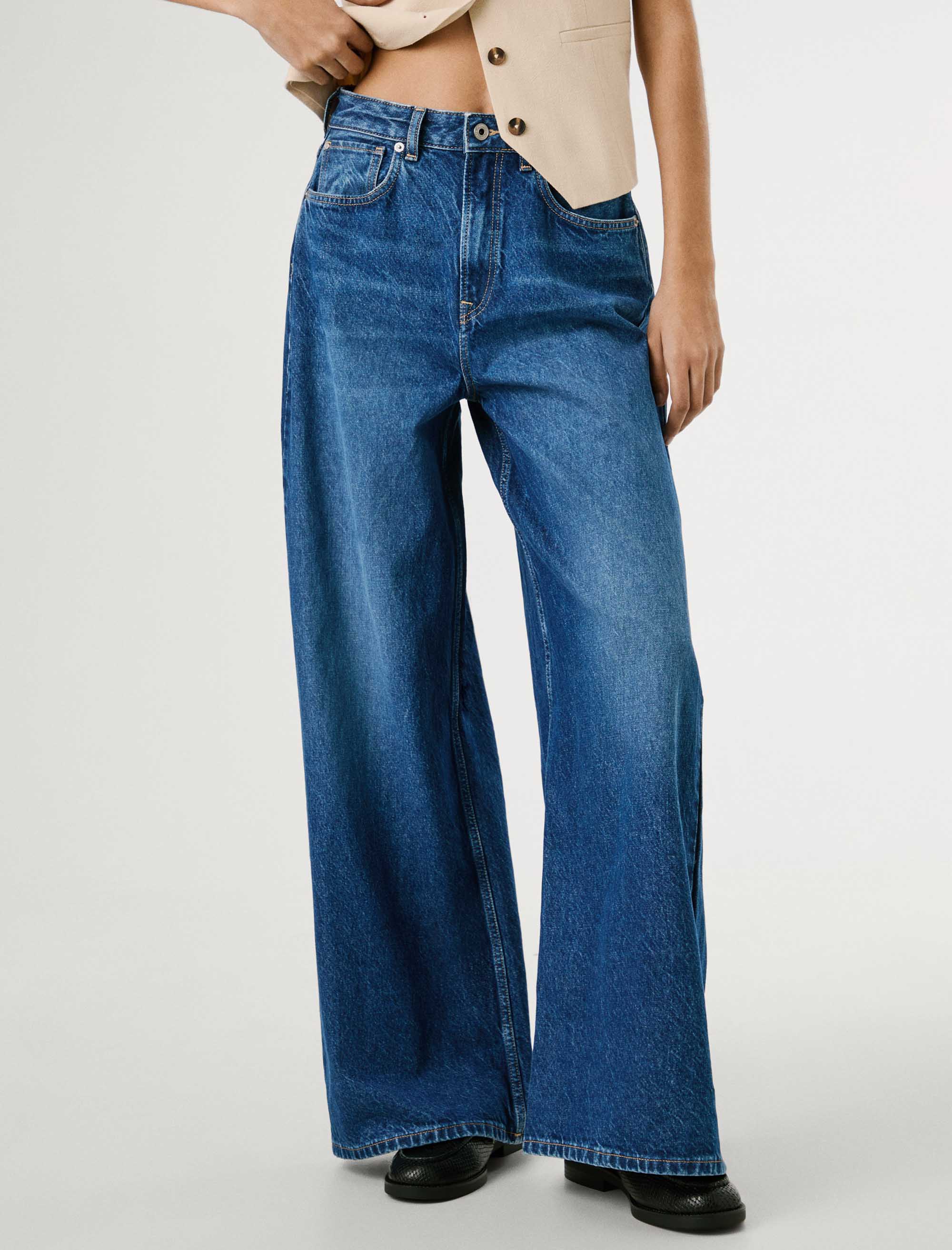 شلوار جین زنانه