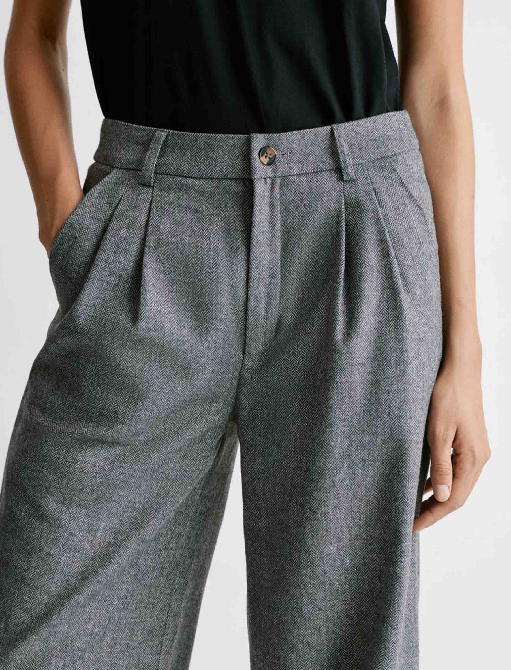 شلوار زنانه